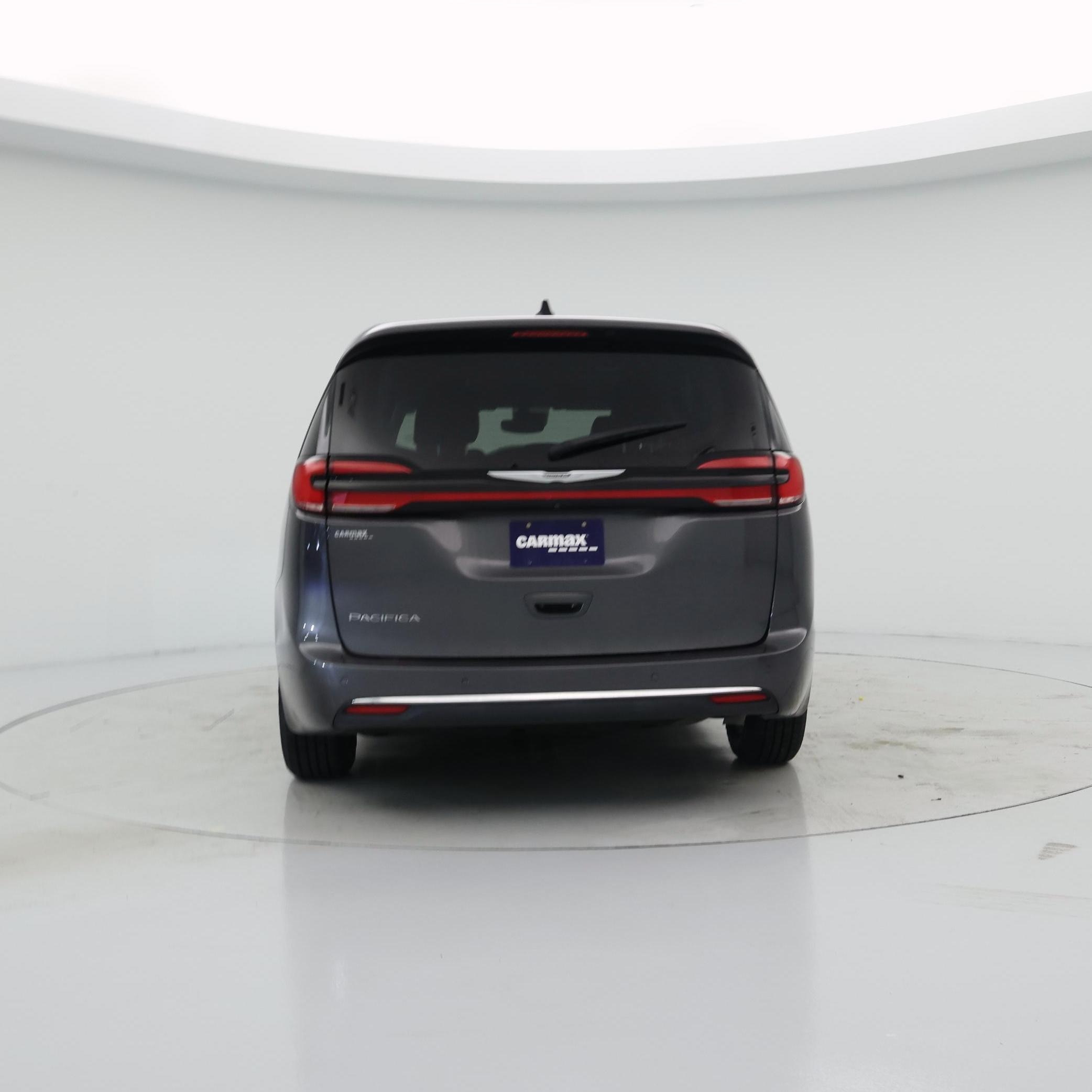 Thumbnail: 2023 Chrysler Pacifica - 6