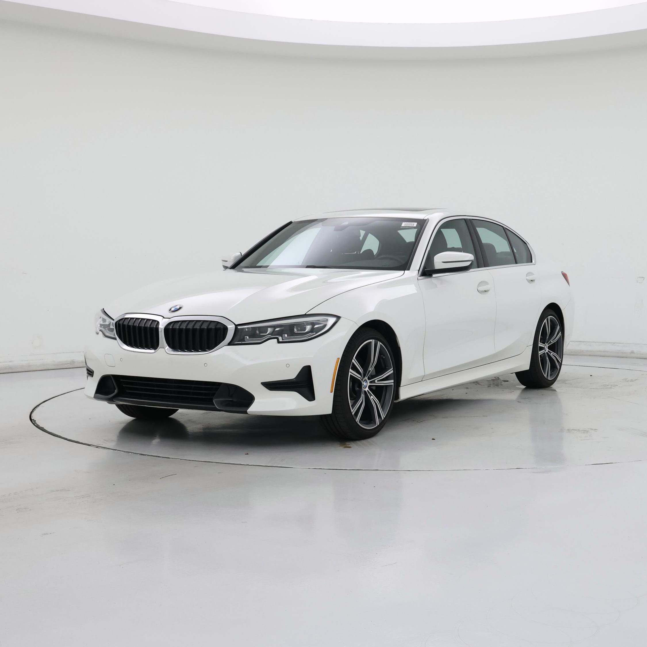 Thumbnail: 2021 BMW 3 Series - 4