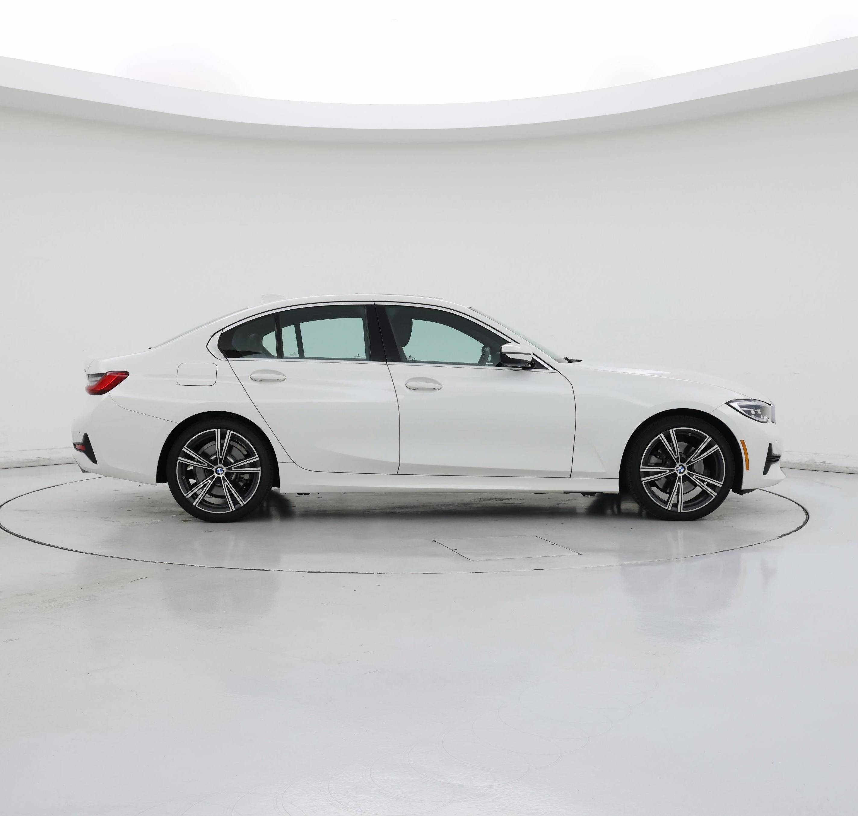 Thumbnail: 2021 BMW 3 Series - 7
