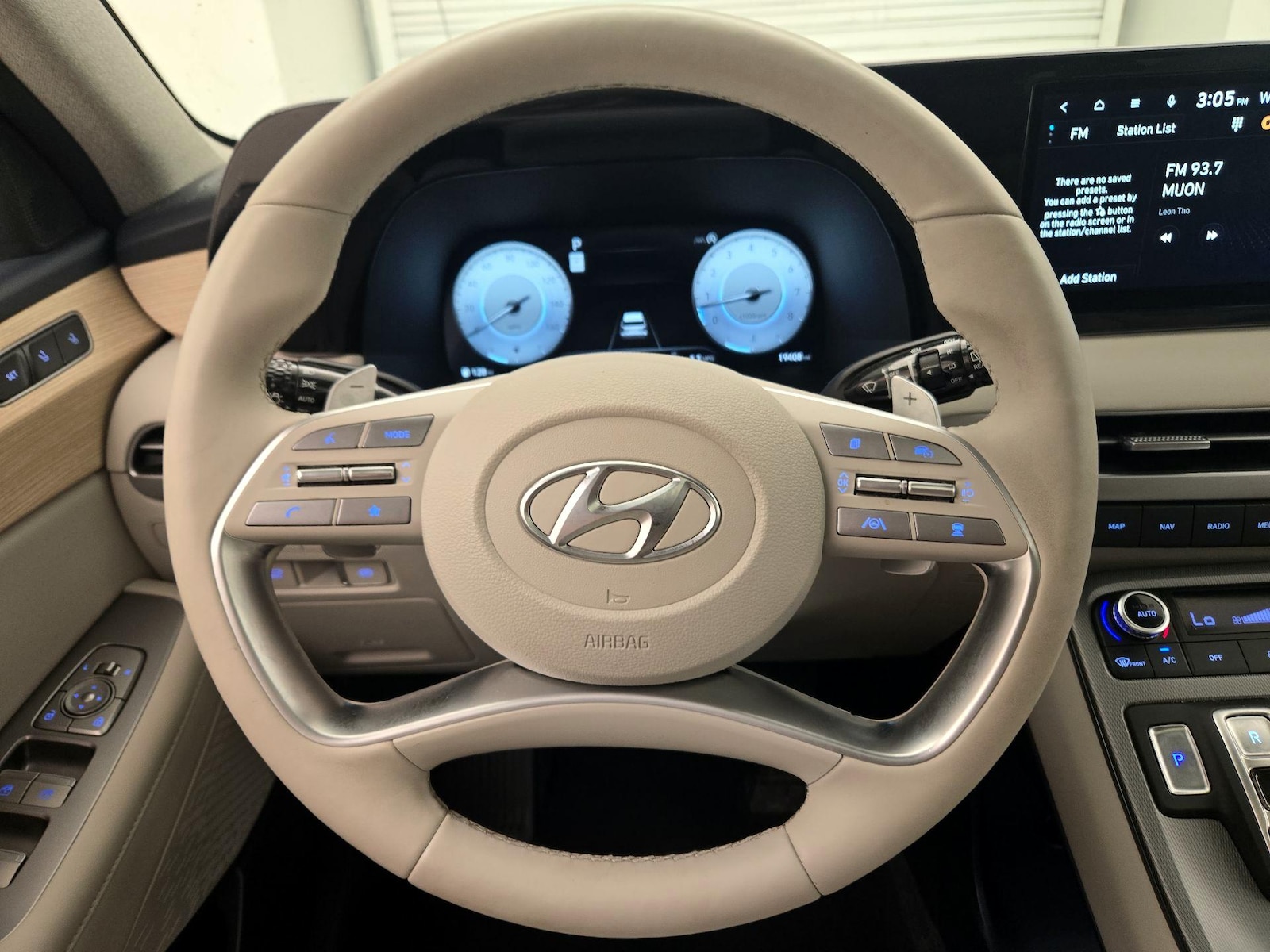 2023 Hyundai Palisade Limited - Photo 11
