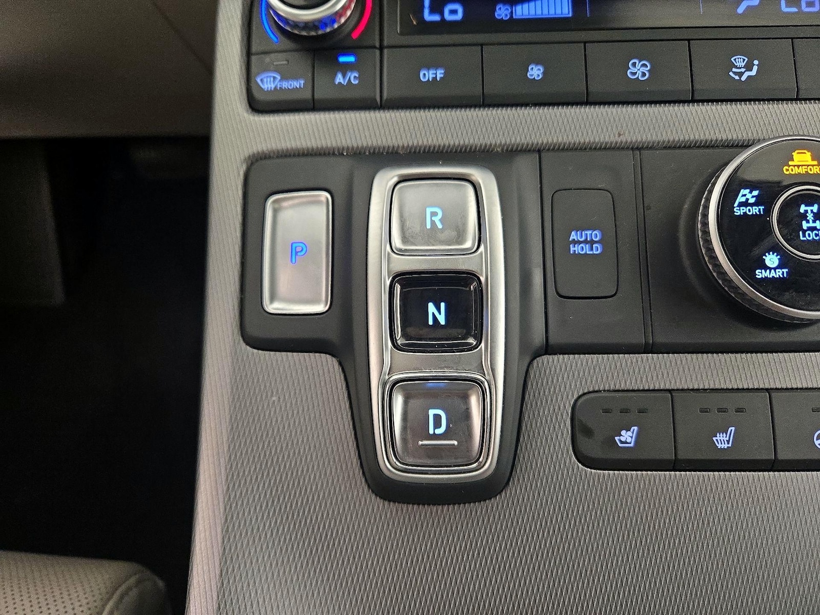2023 Hyundai Palisade Limited - Photo 19