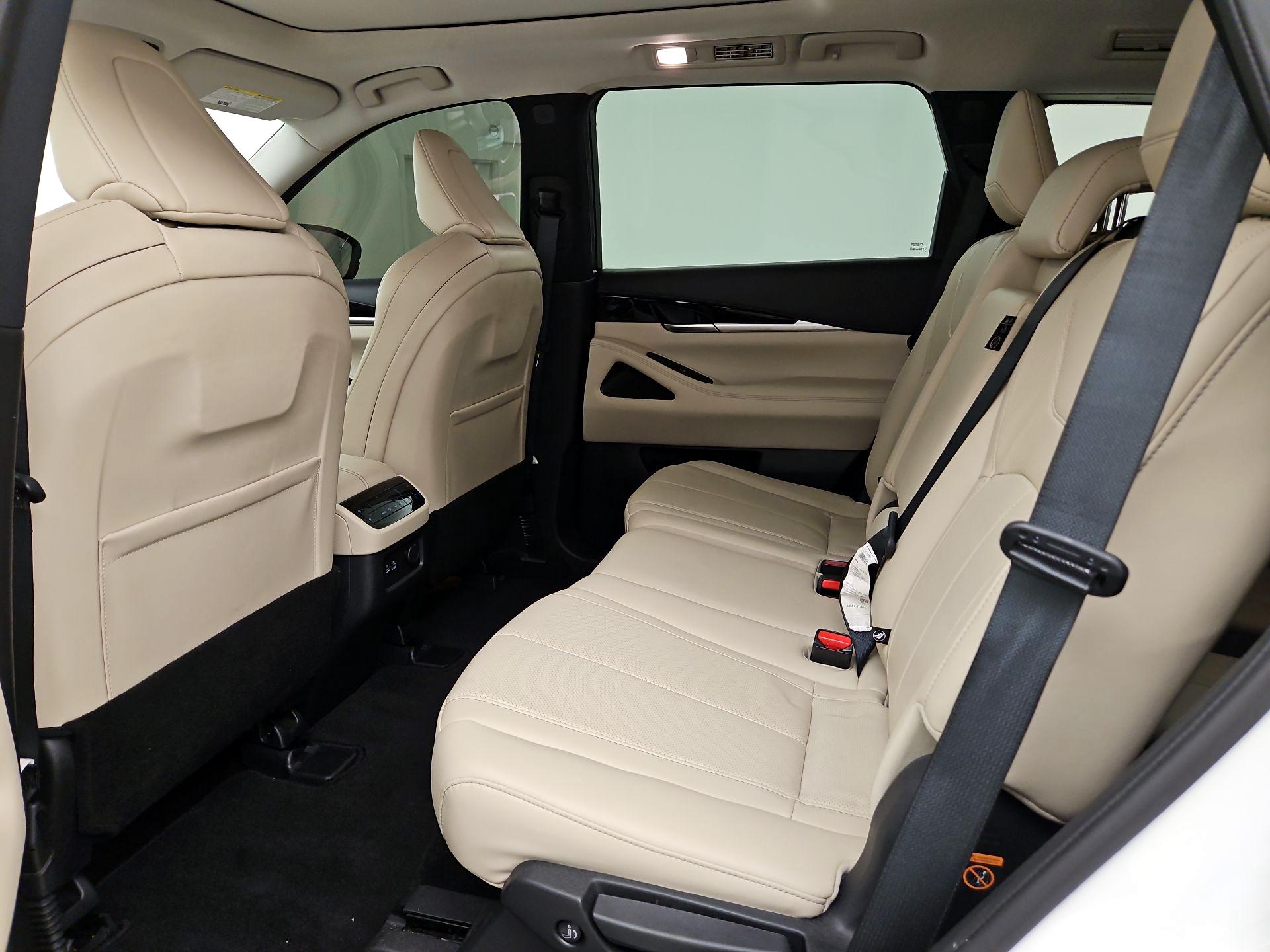 Thumbnail: 2023 INFINITI QX60 - 20