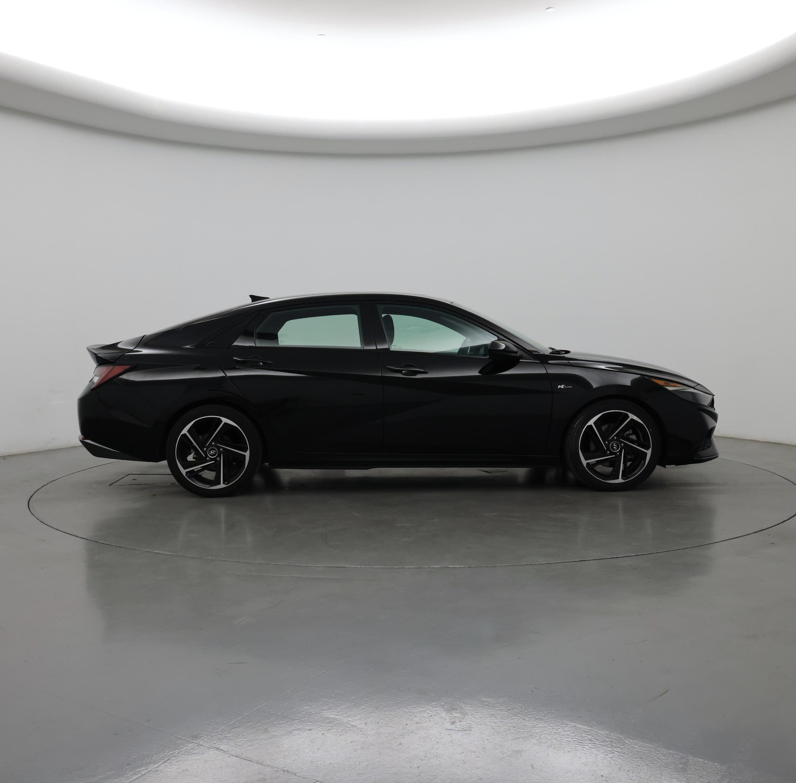 Thumbnail: 2022 Hyundai Elantra - 7