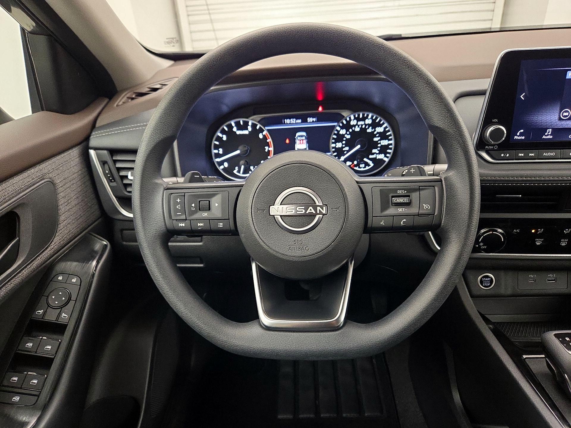 Thumbnail: 2023 Nissan Rogue - 10