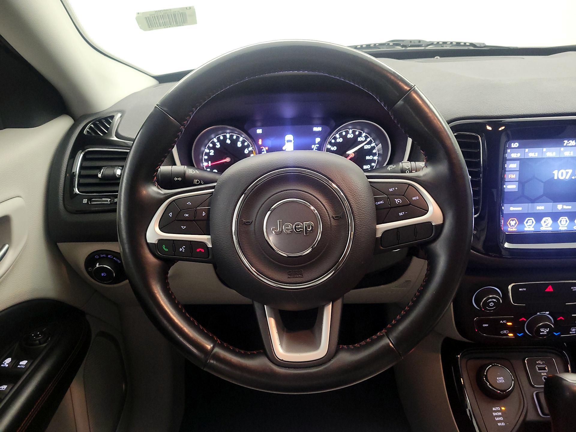Thumbnail: 2020 Jeep Compass - 10