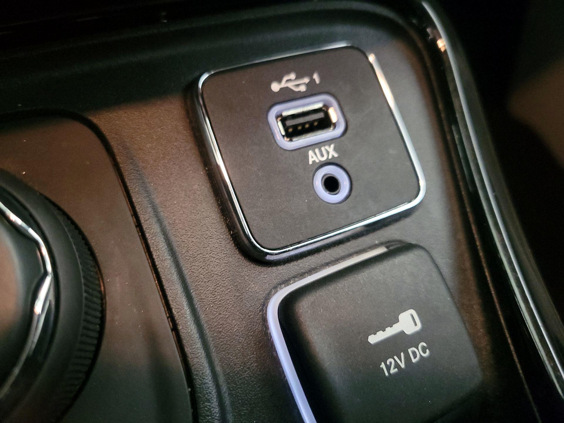 Thumbnail: 2020 Jeep Compass - 18