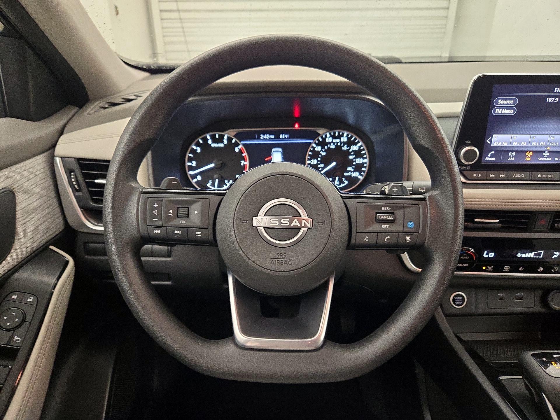 Thumbnail: 2023 Nissan Rogue - 10