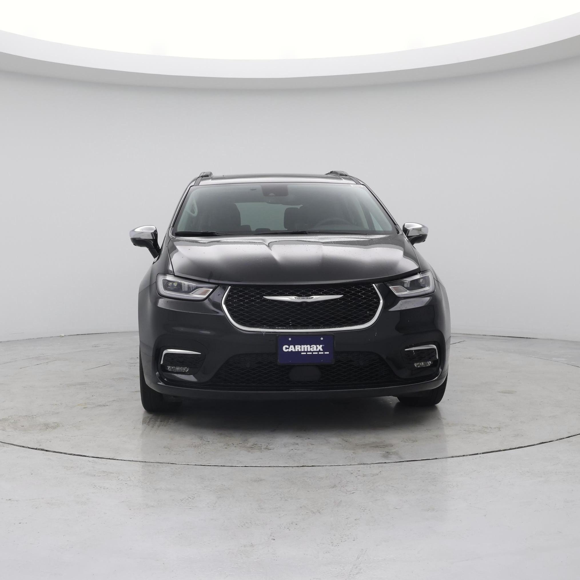Thumbnail: 2023 Chrysler Pacifica - 5
