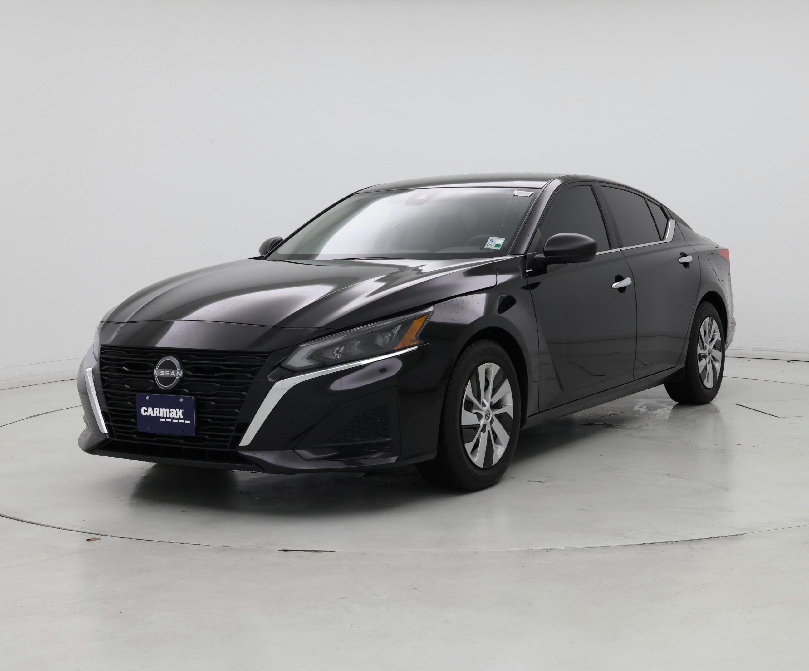 Thumbnail: 2025 Nissan Altima - 4