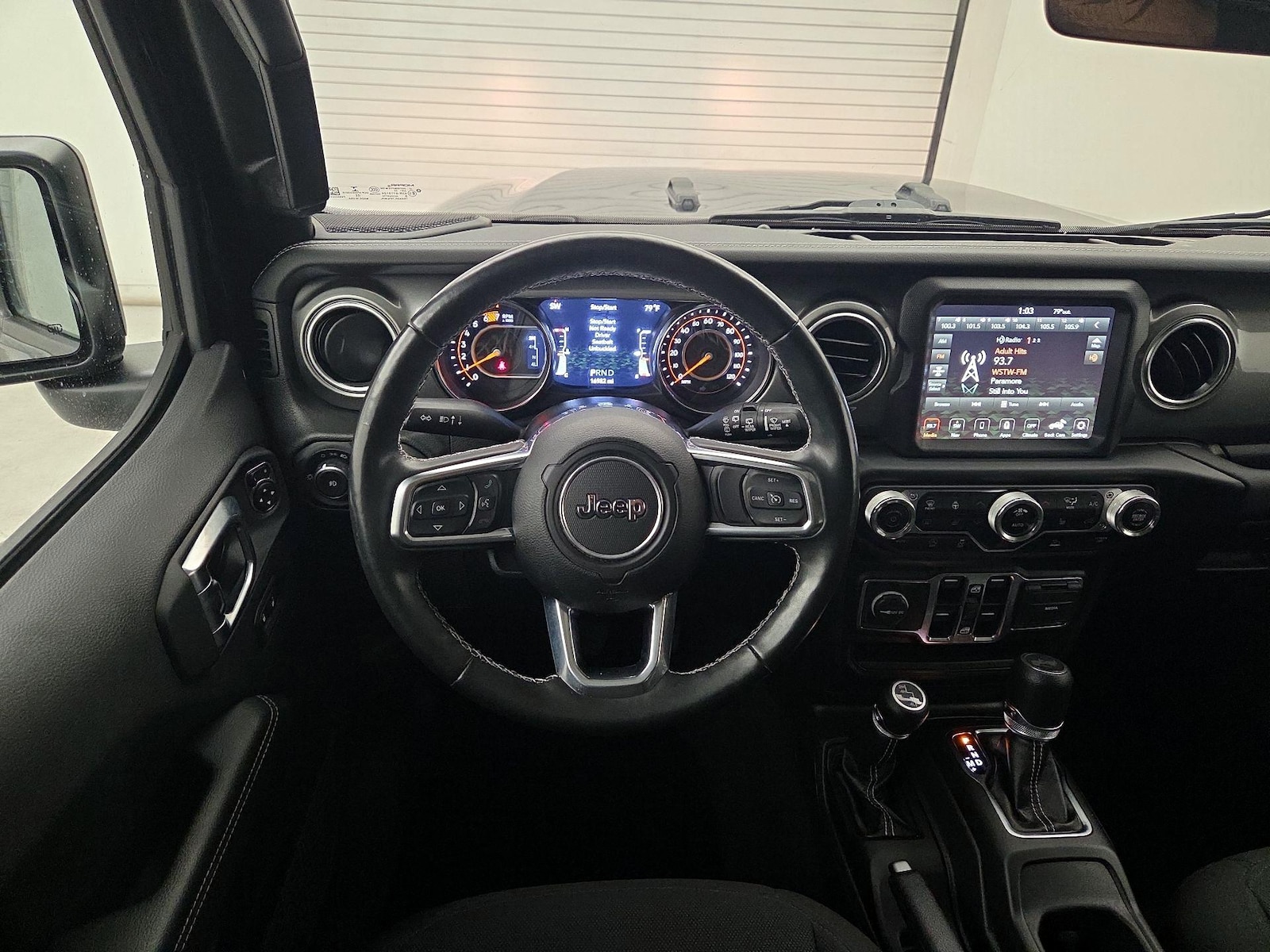 2022 Jeep Wrangler Unlimited Sahara - Photo 11
