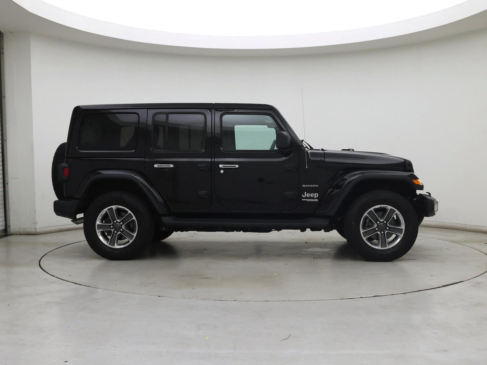 2022 Jeep Wrangler Unlimited Sahara - Photo 8