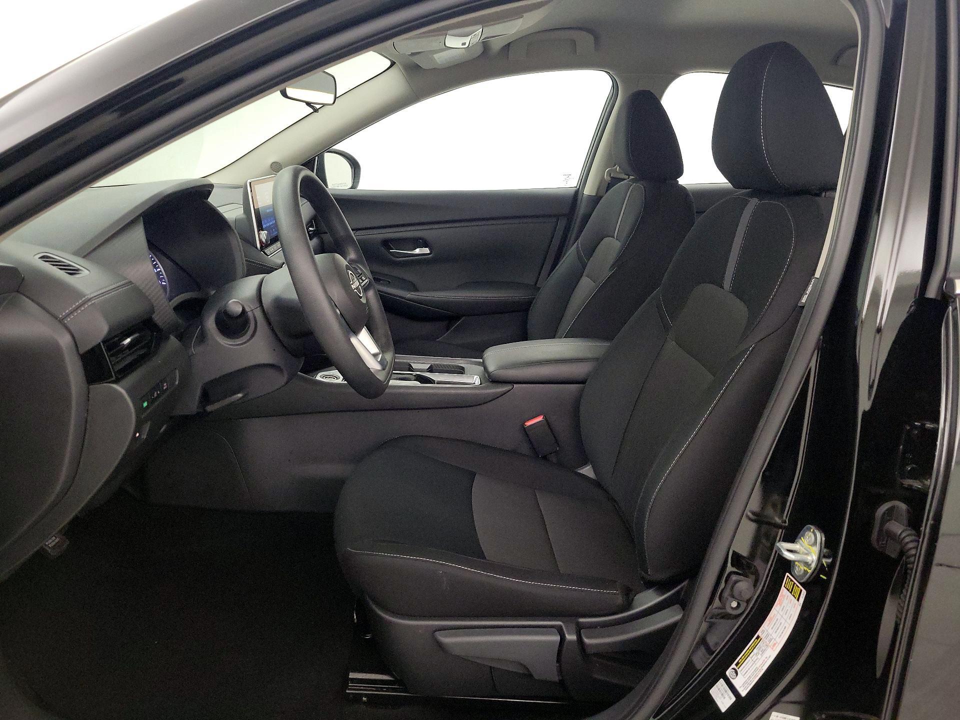 Thumbnail: 2025 Nissan Sentra - 11