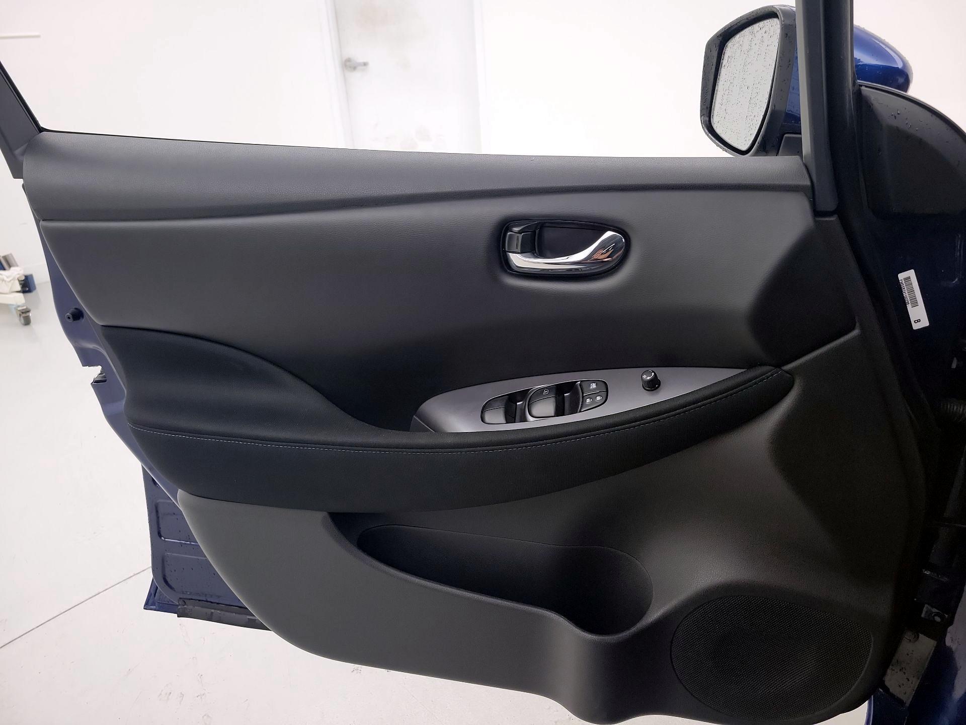 Thumbnail: 2024 Nissan Leaf - 12
