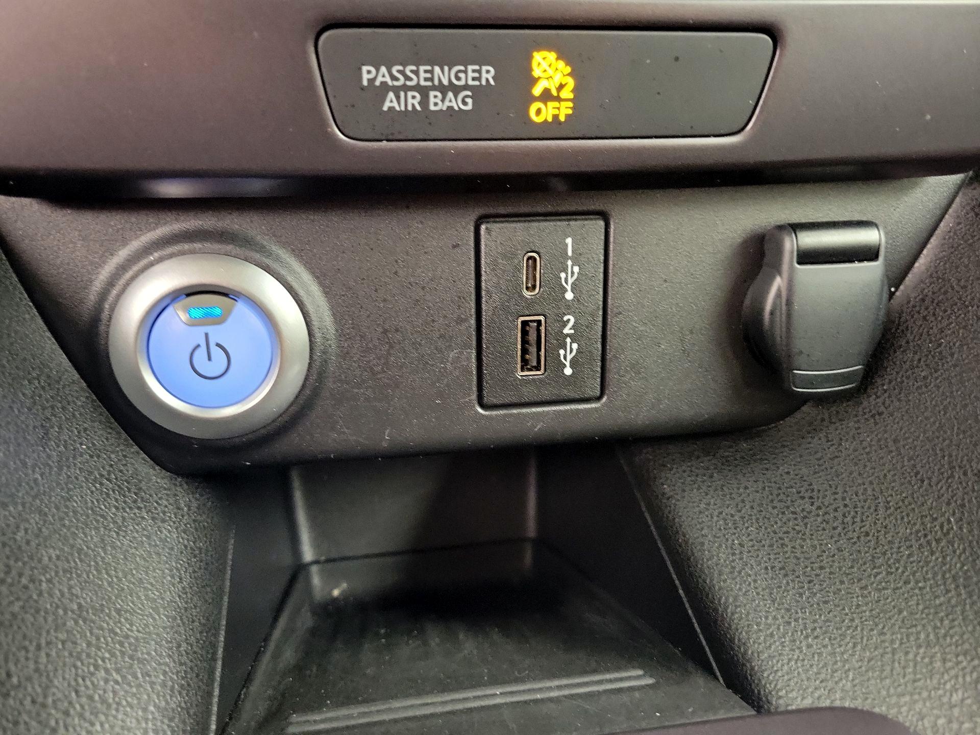 Thumbnail: 2024 Nissan Leaf - 18