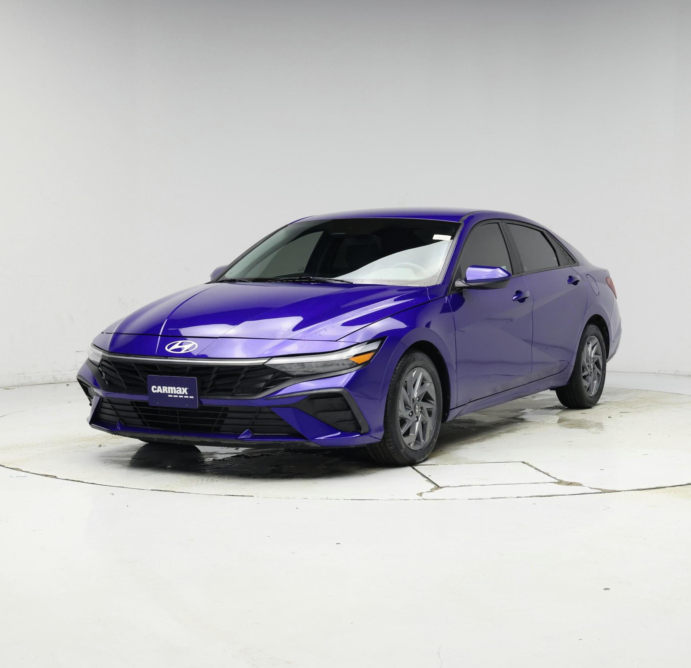 Thumbnail: 2024 Hyundai Elantra - 4