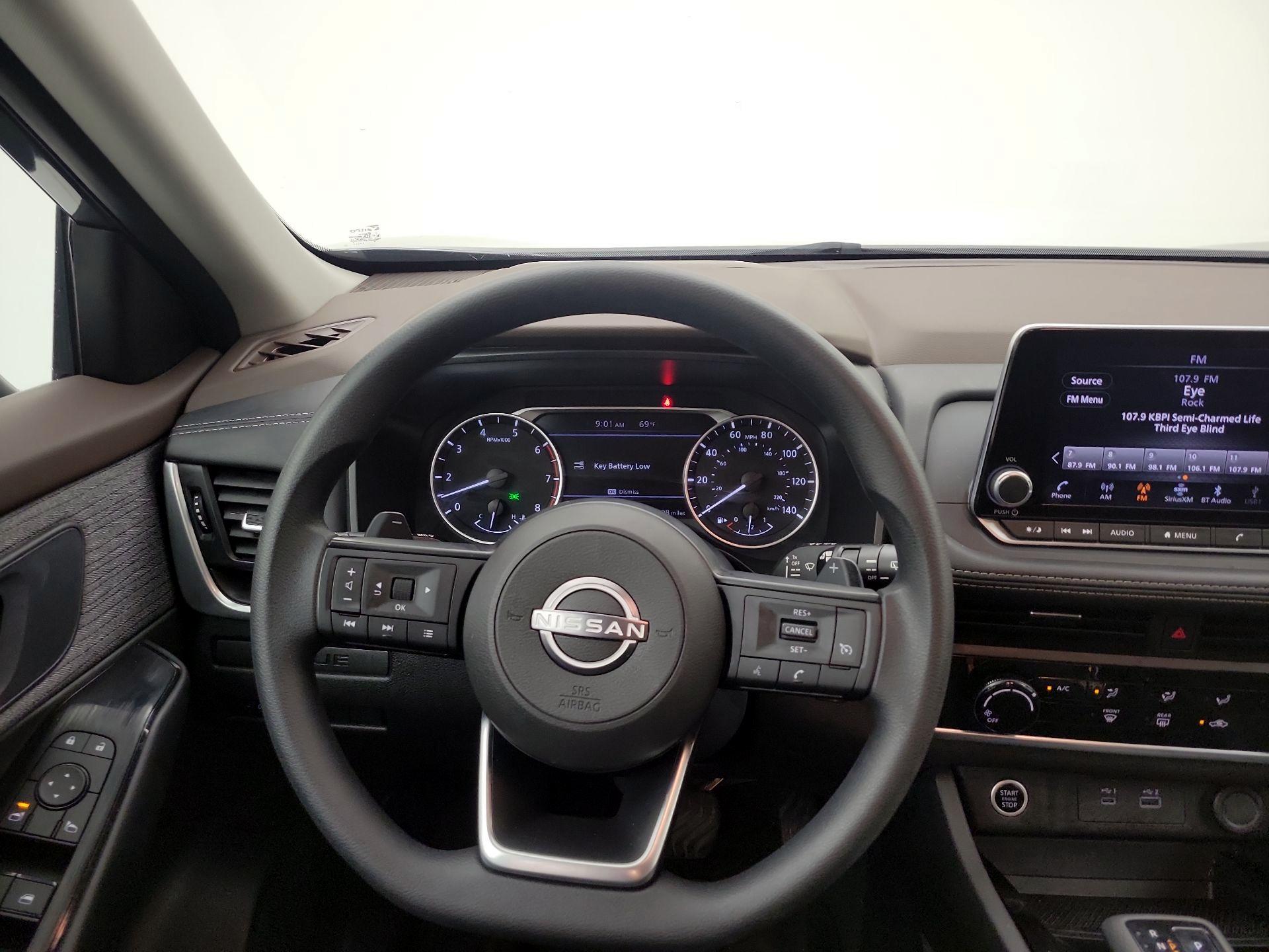Thumbnail: 2023 Nissan Rogue - 10