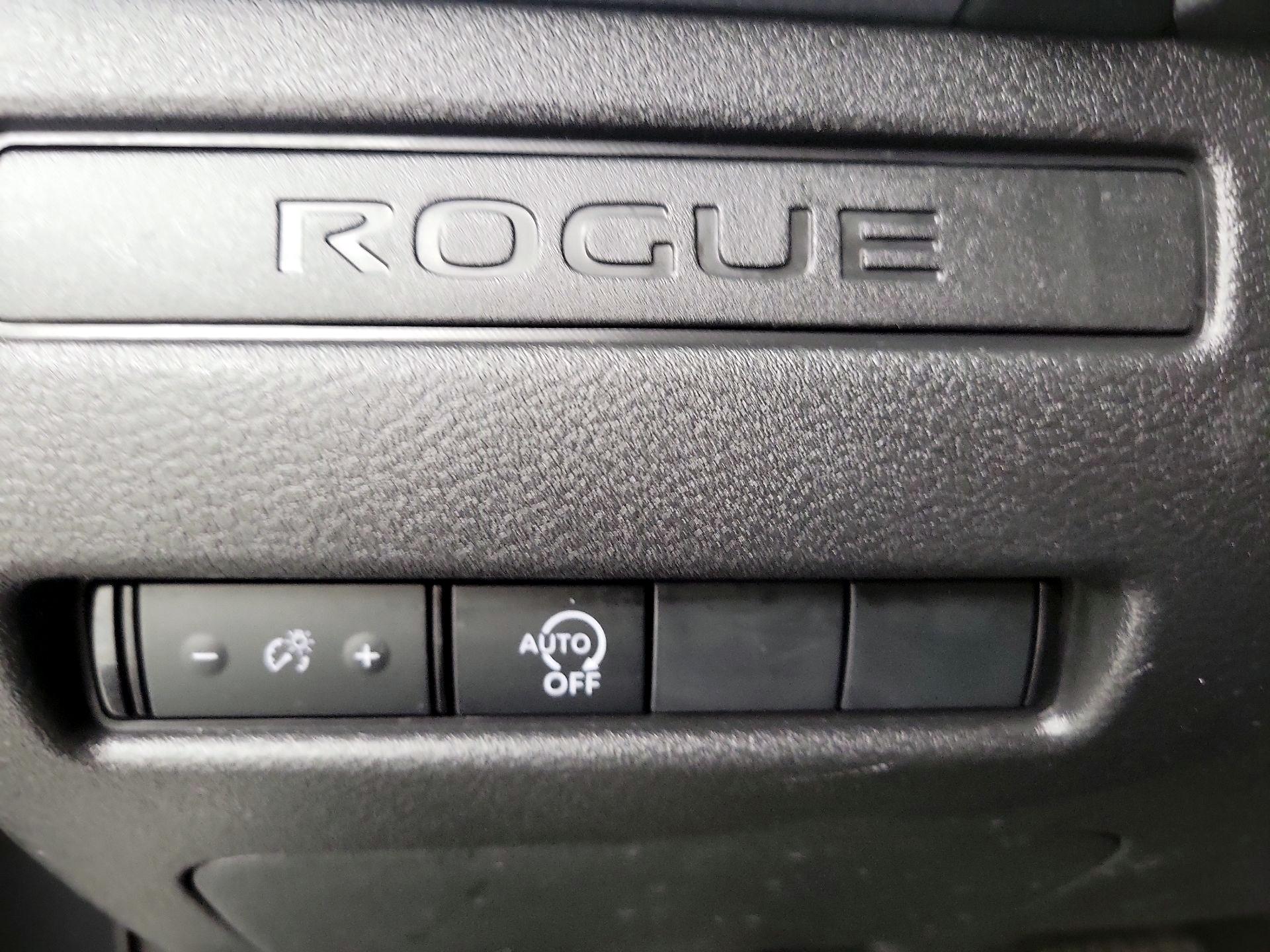 Thumbnail: 2023 Nissan Rogue - 13