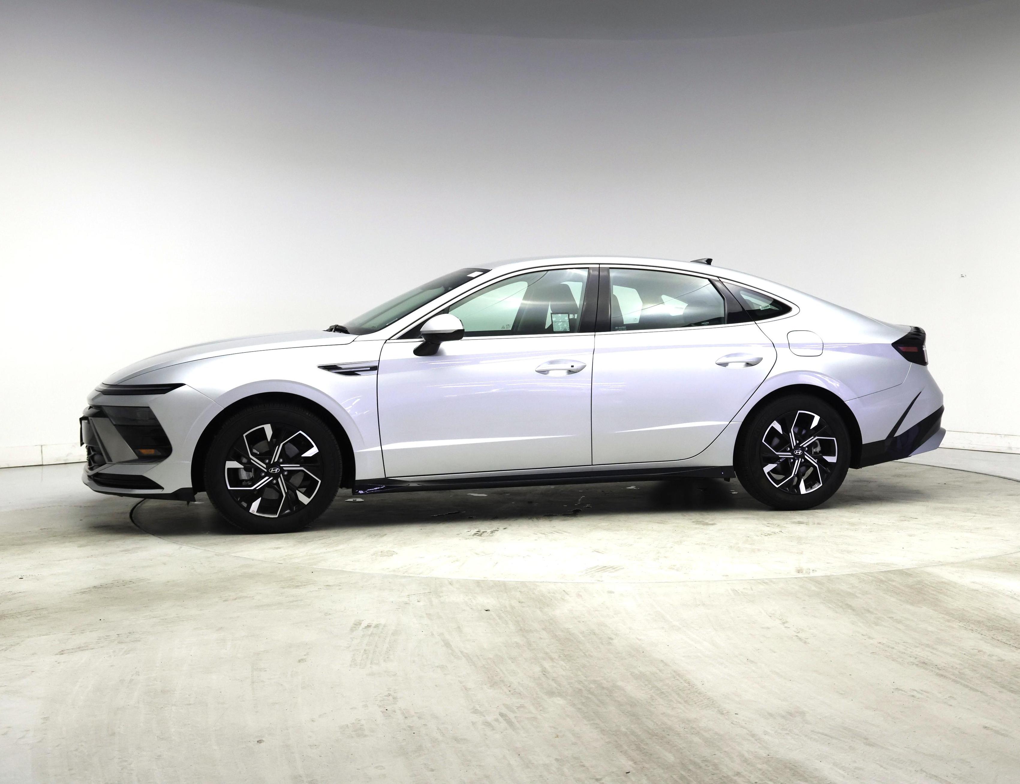 Thumbnail: 2025 Hyundai Sonata - 8