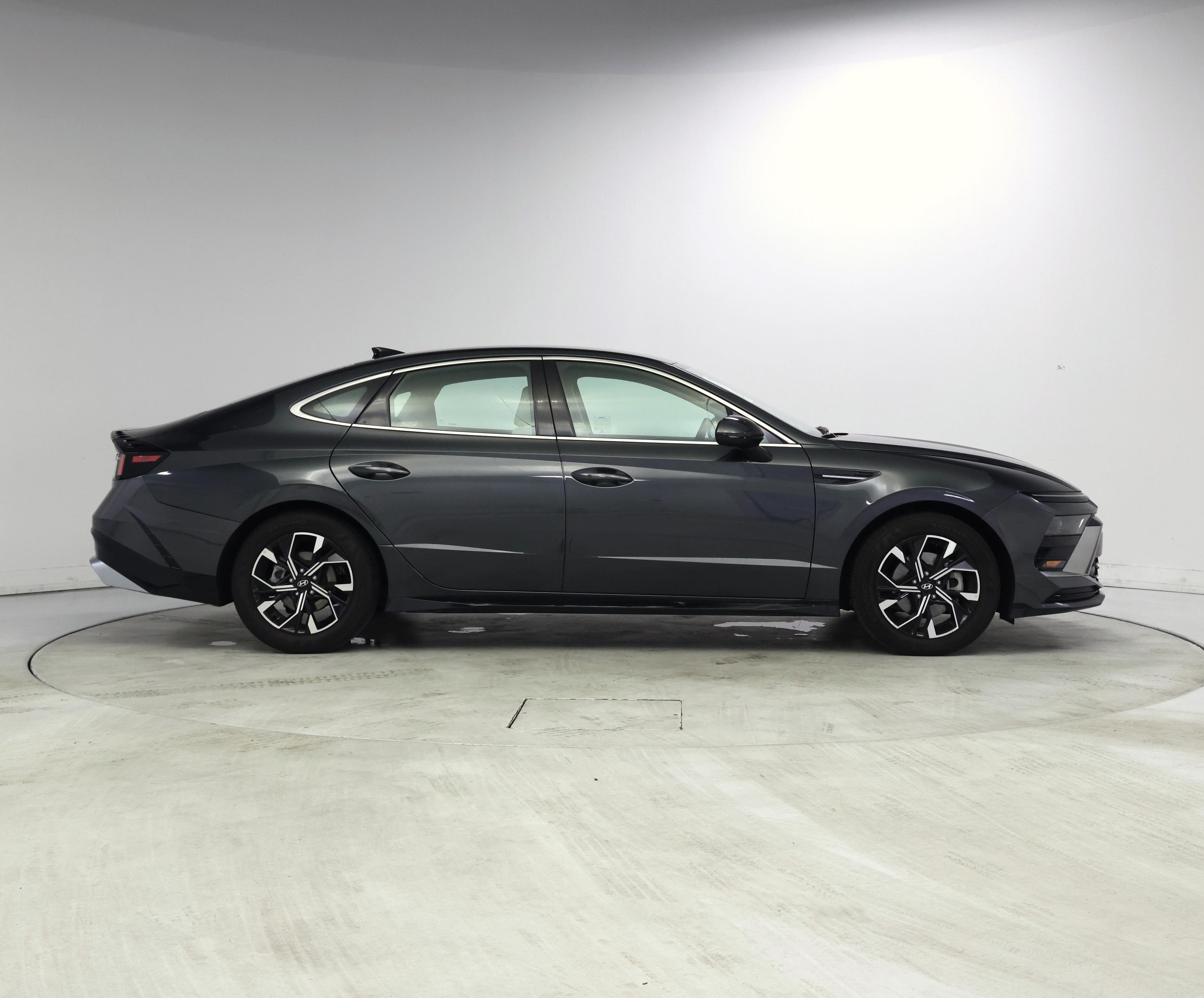Thumbnail: 2025 Hyundai Sonata - 7