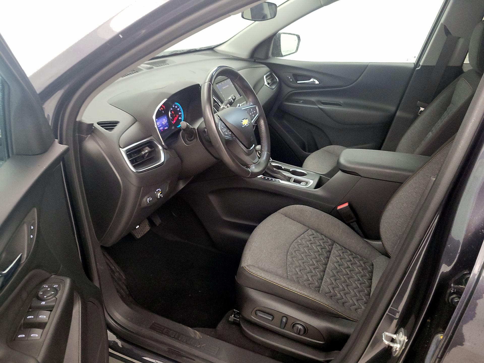 Thumbnail: 2022 Chevrolet Equinox - 11