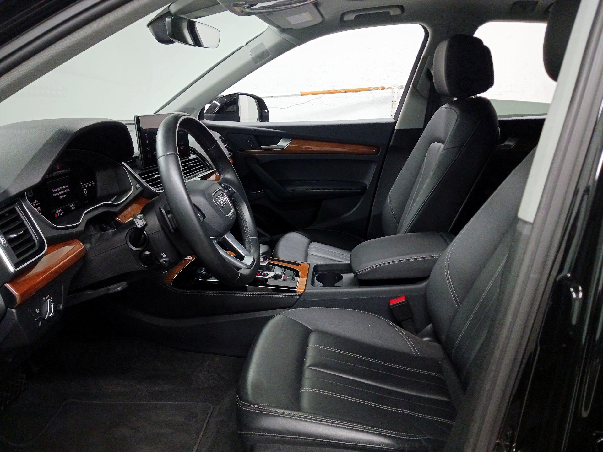 Thumbnail: 2023 Audi Q5 - 11