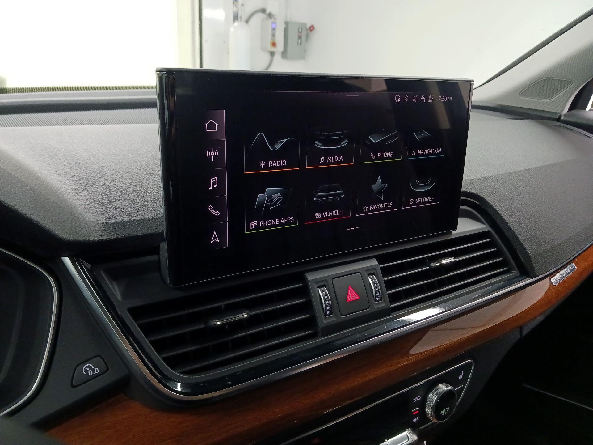 Thumbnail: 2023 Audi Q5 - 15