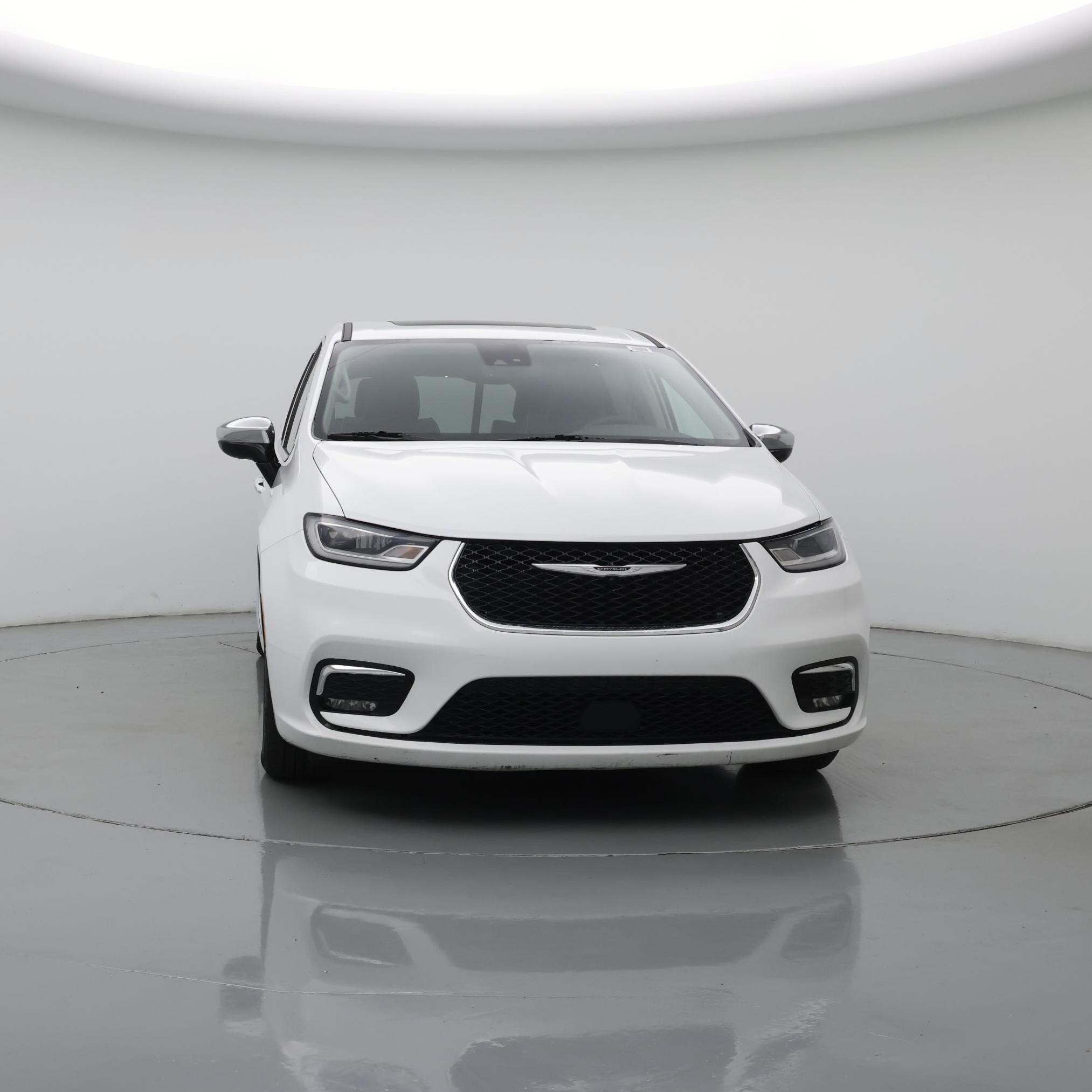 Thumbnail: 2023 Chrysler Pacifica - 5