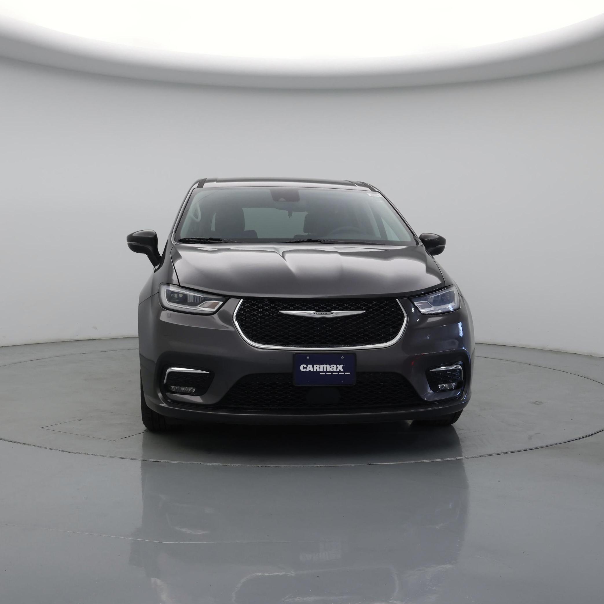 Thumbnail: 2023 Chrysler Pacifica - 5