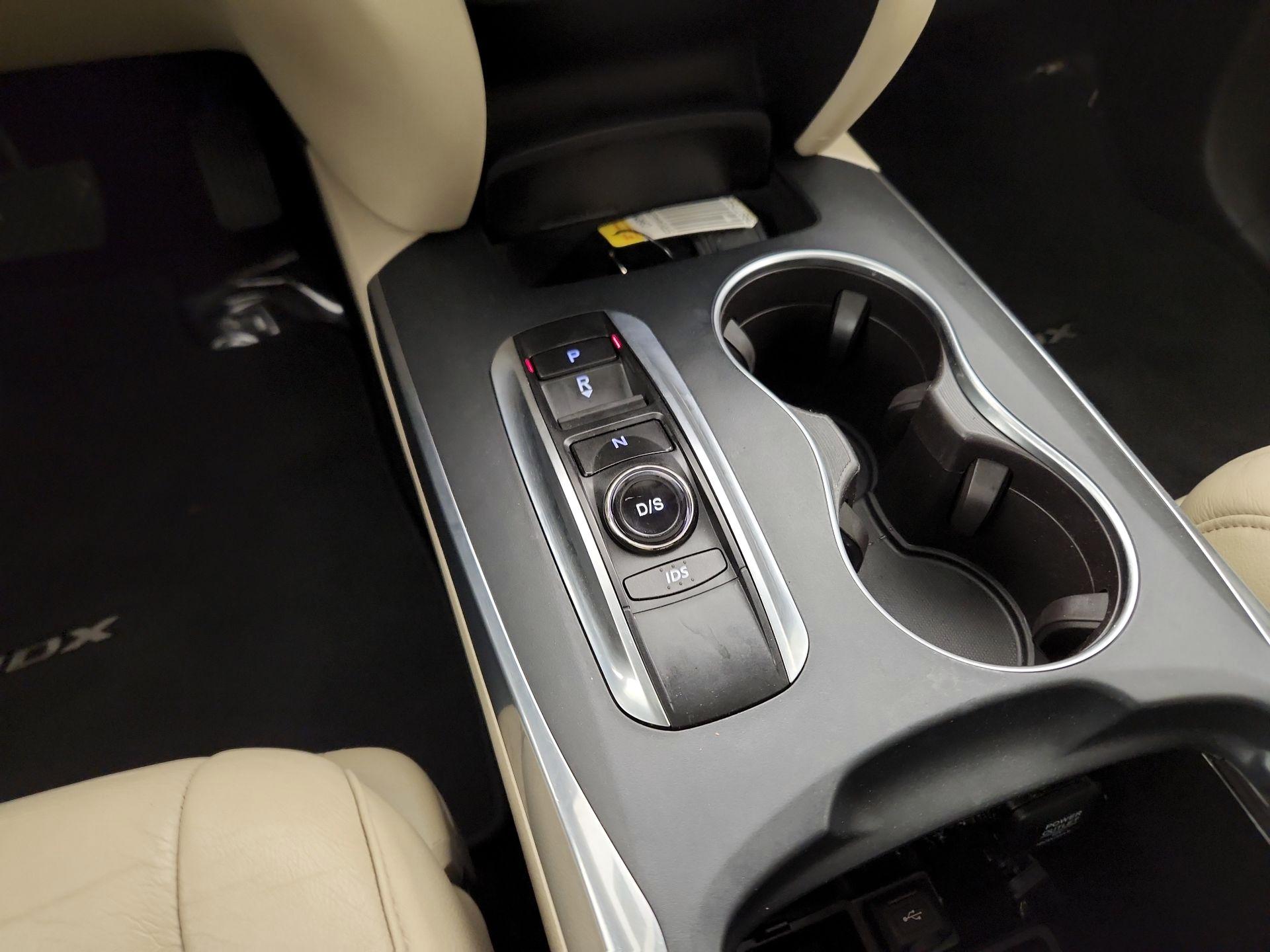 Thumbnail: 2016 Acura MDX - 18