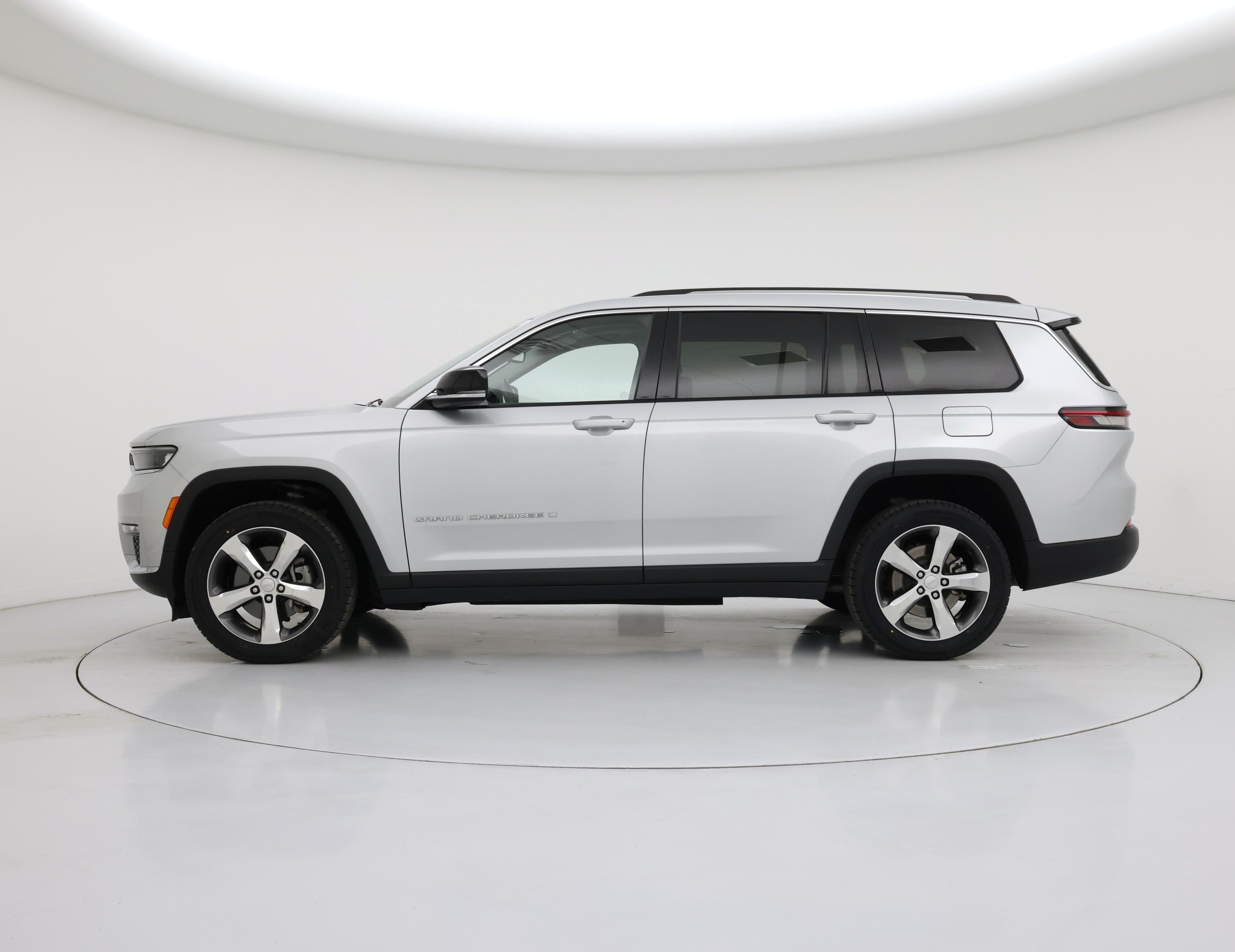 Thumbnail: 2022 Jeep Grand Cherokee L - 3