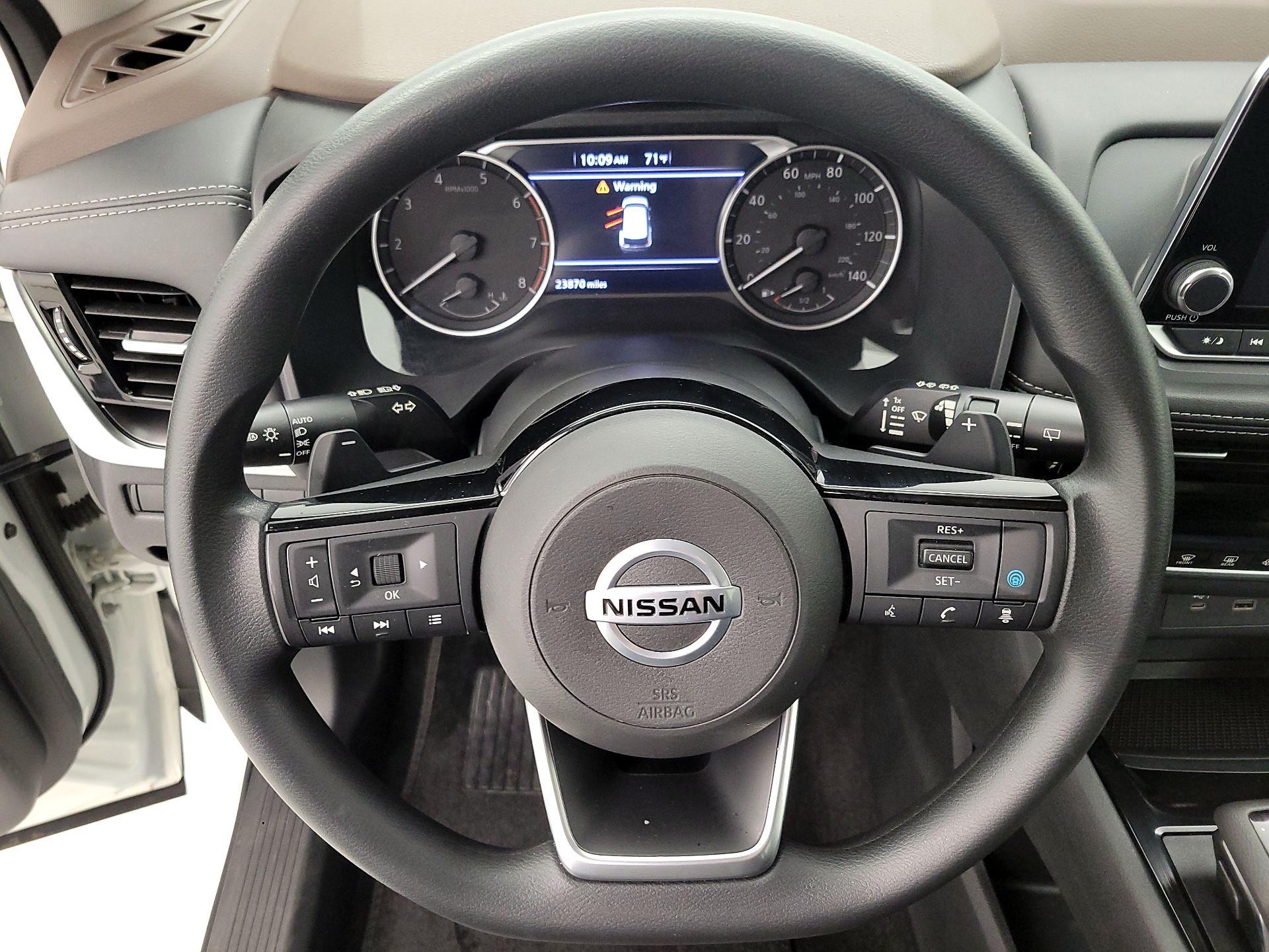 Thumbnail: 2021 Nissan Rogue - 10