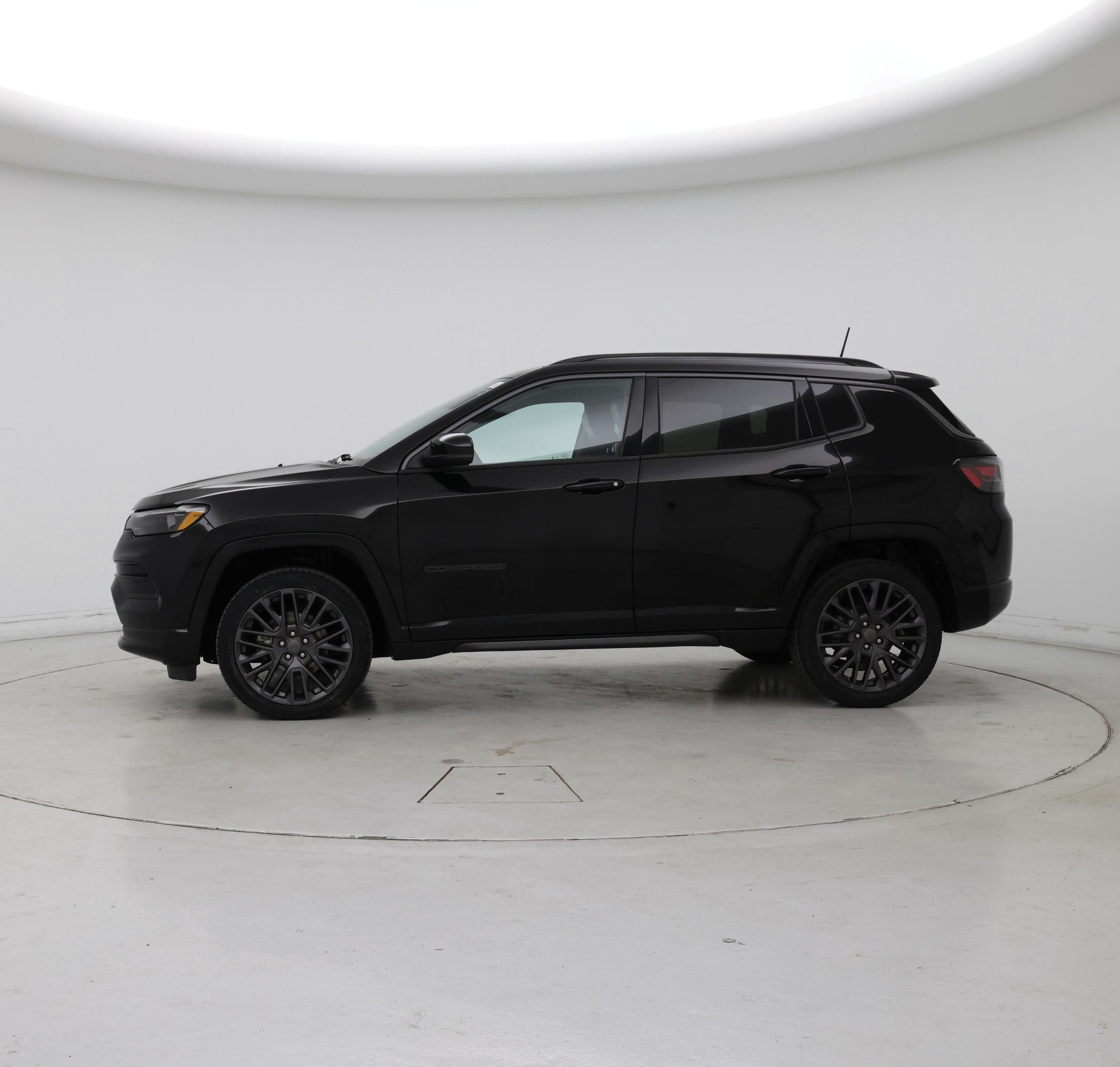 Thumbnail: 2022 Jeep Compass - 3