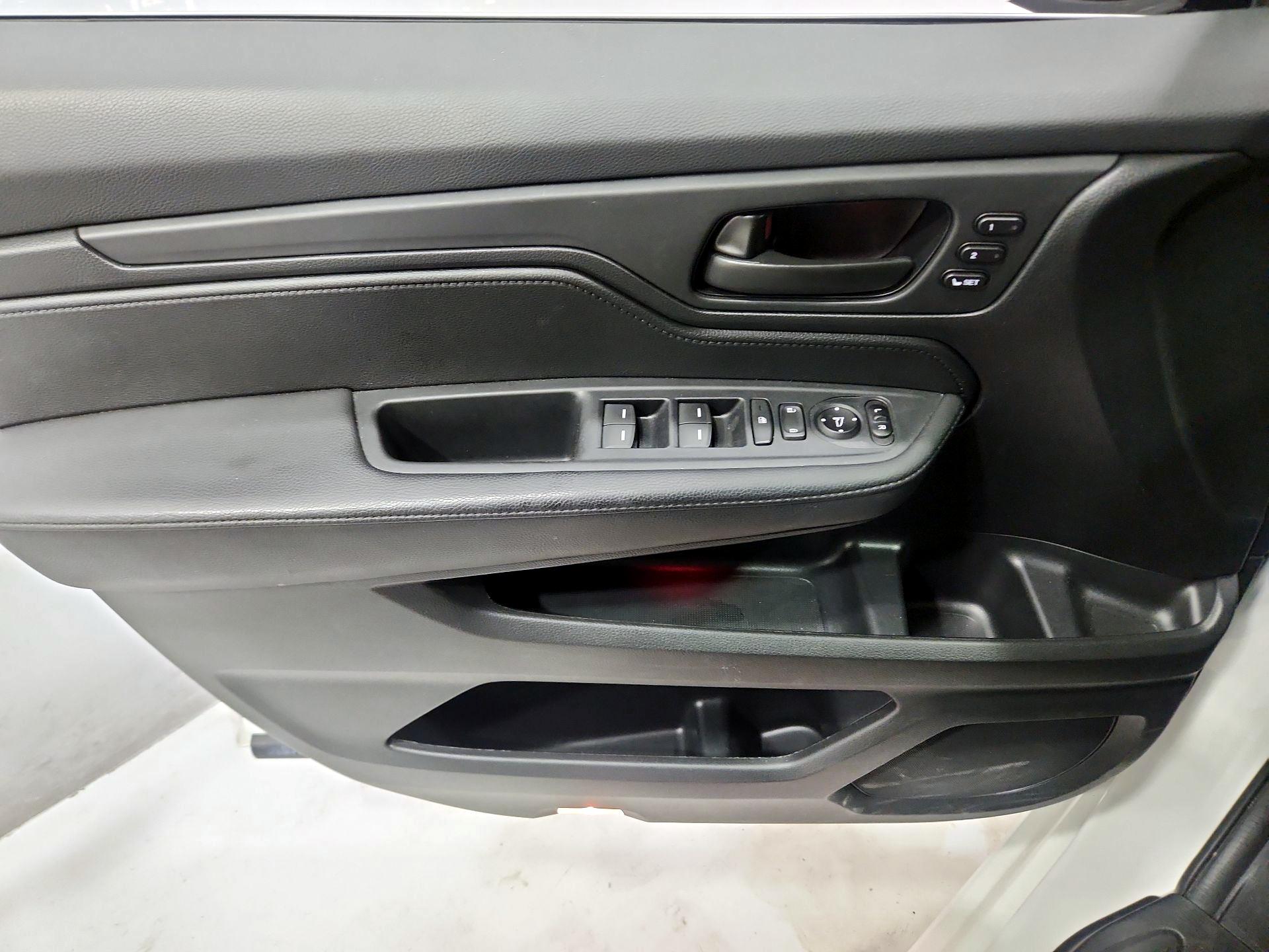 Thumbnail: 2025 Honda Odyssey - 12