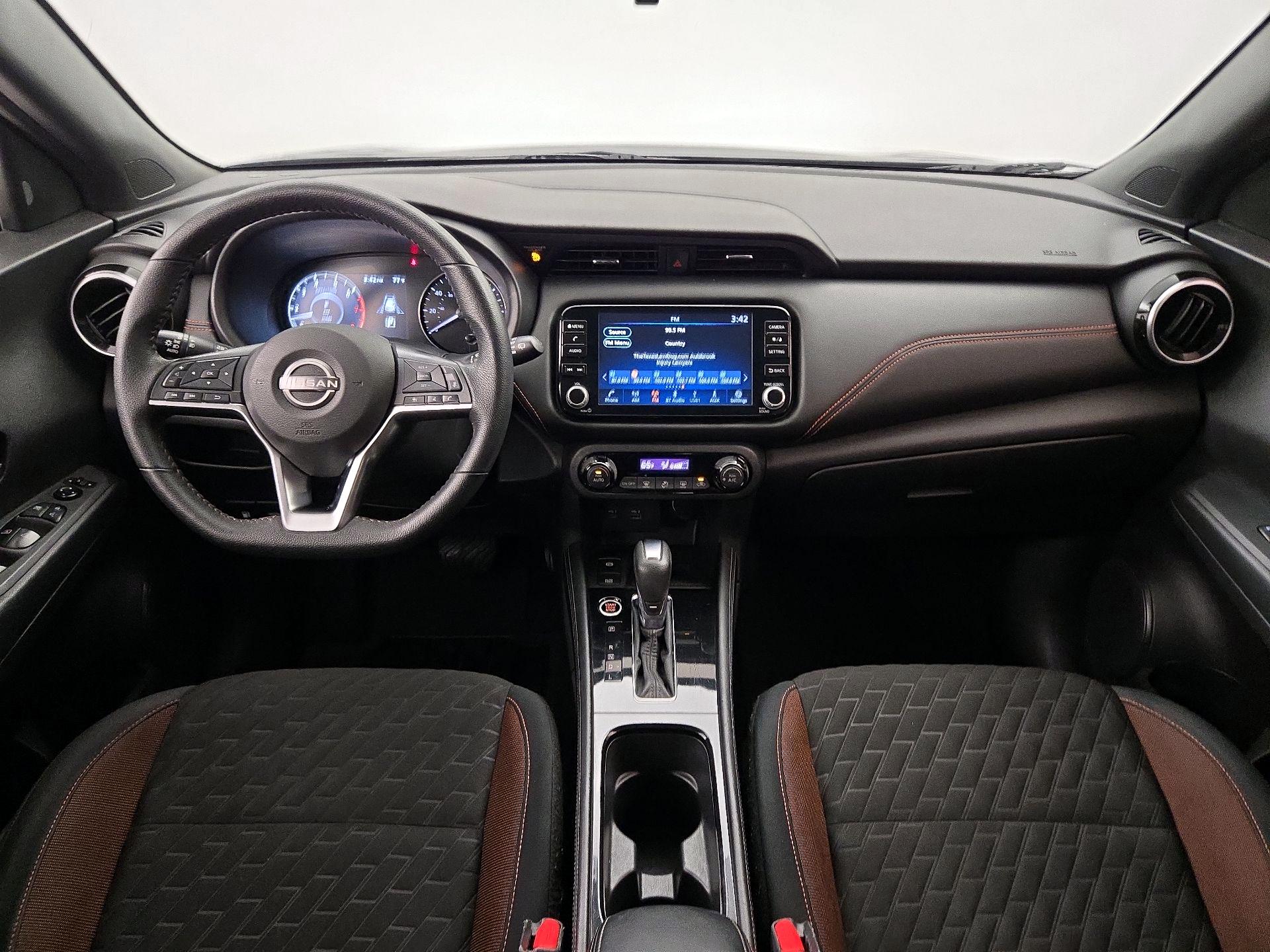 Thumbnail: 2023 Nissan Kicks - 9