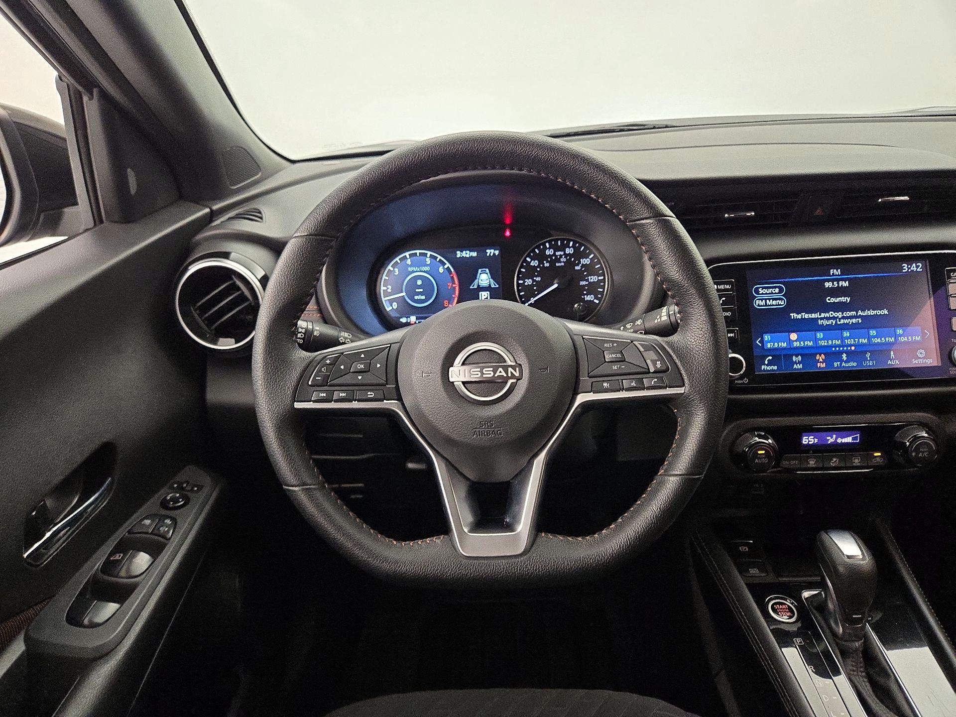 Thumbnail: 2023 Nissan Kicks - 10