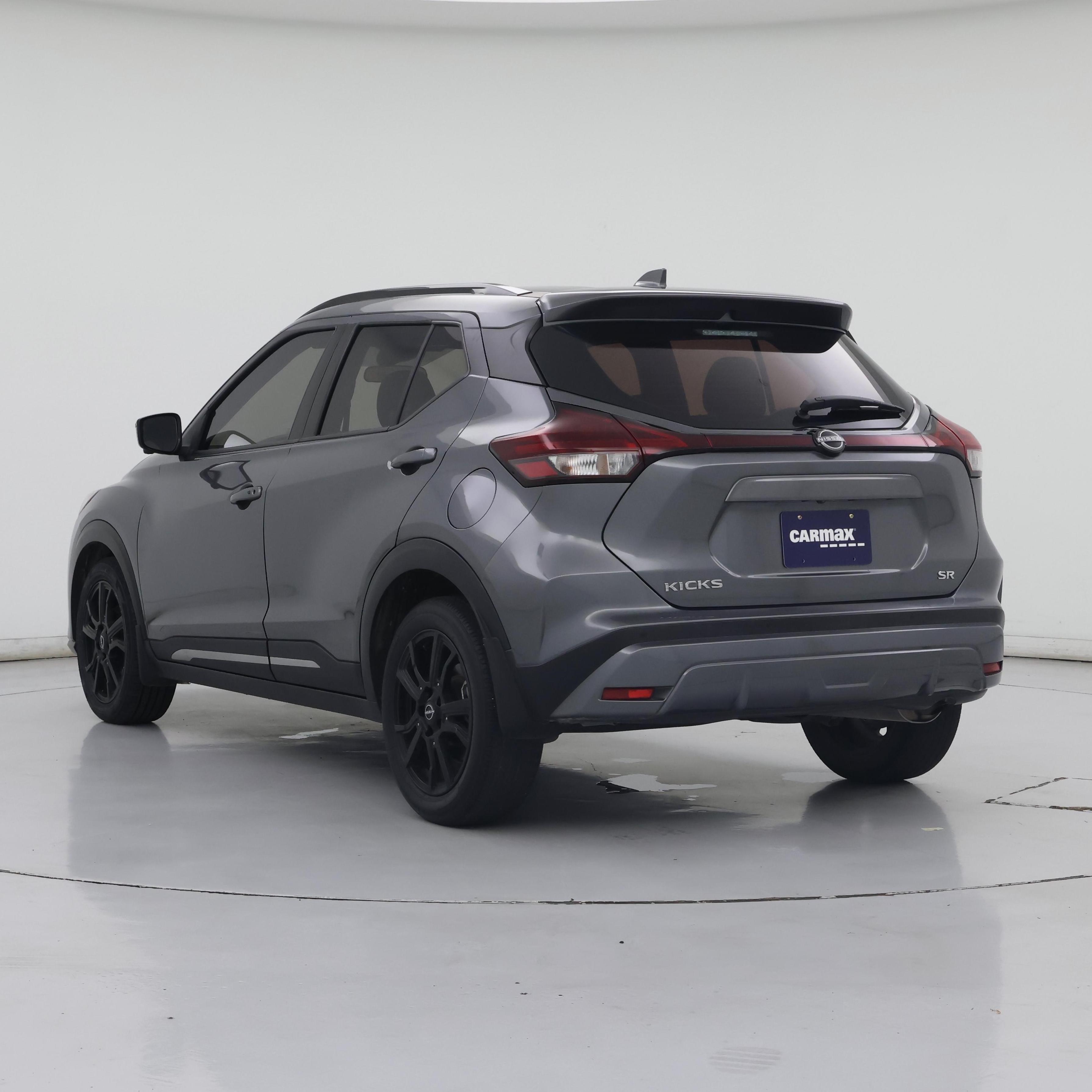 Thumbnail: 2023 Nissan Kicks - 2