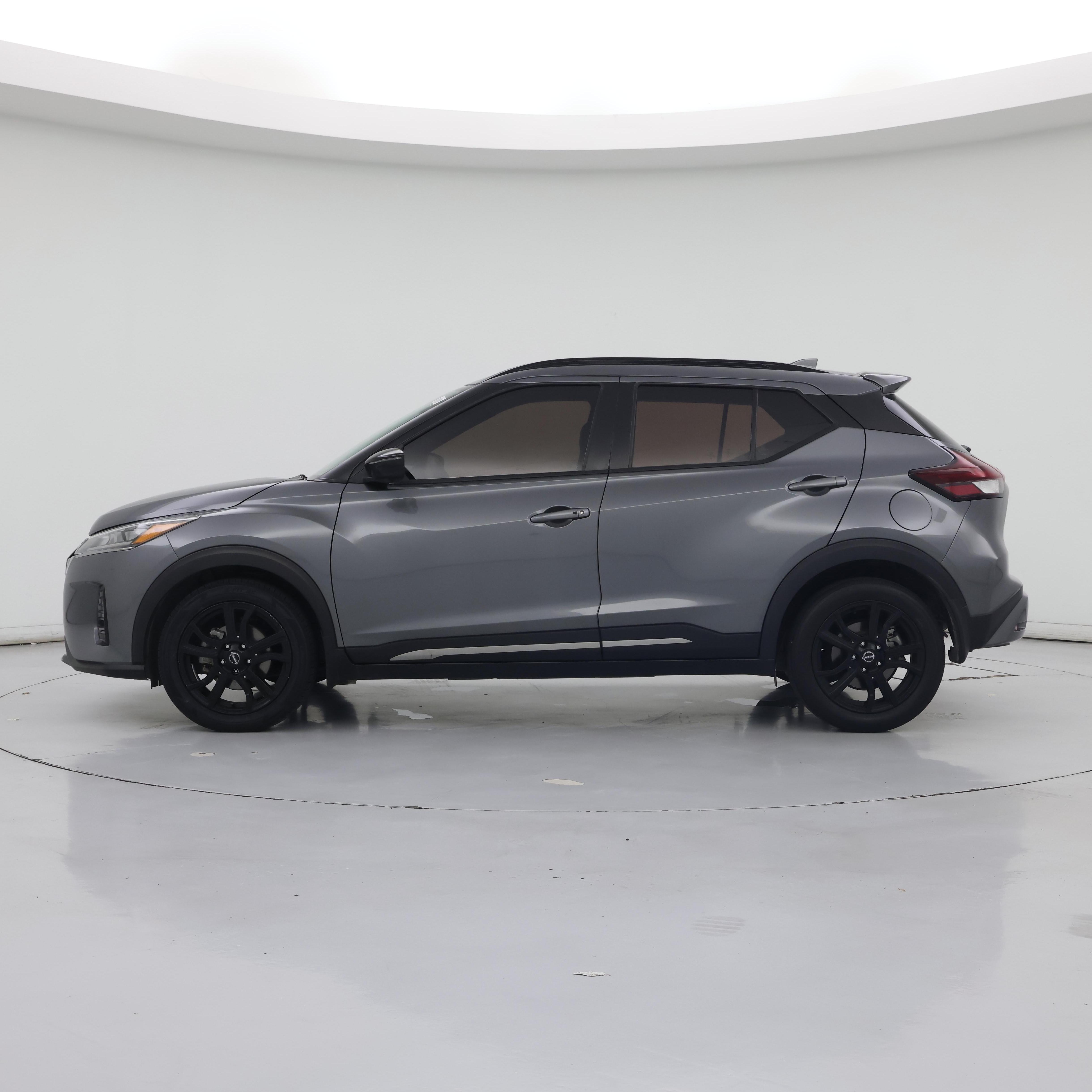 Thumbnail: 2023 Nissan Kicks - 3