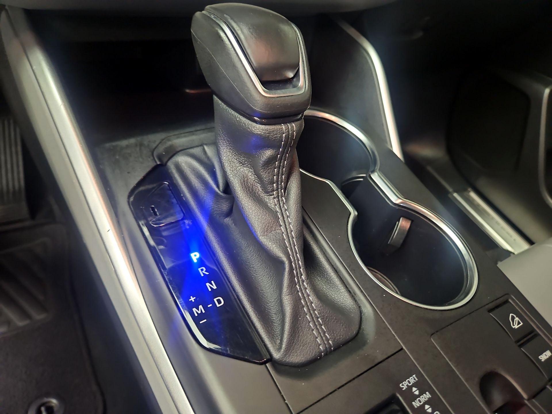 Thumbnail: 2024 Toyota Highlander - 17