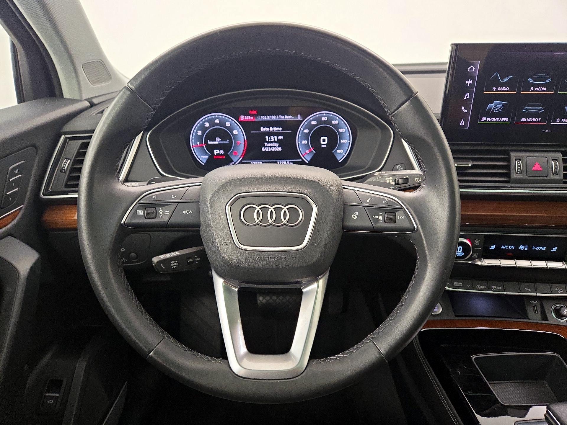Thumbnail: 2023 Audi Q5 - 10