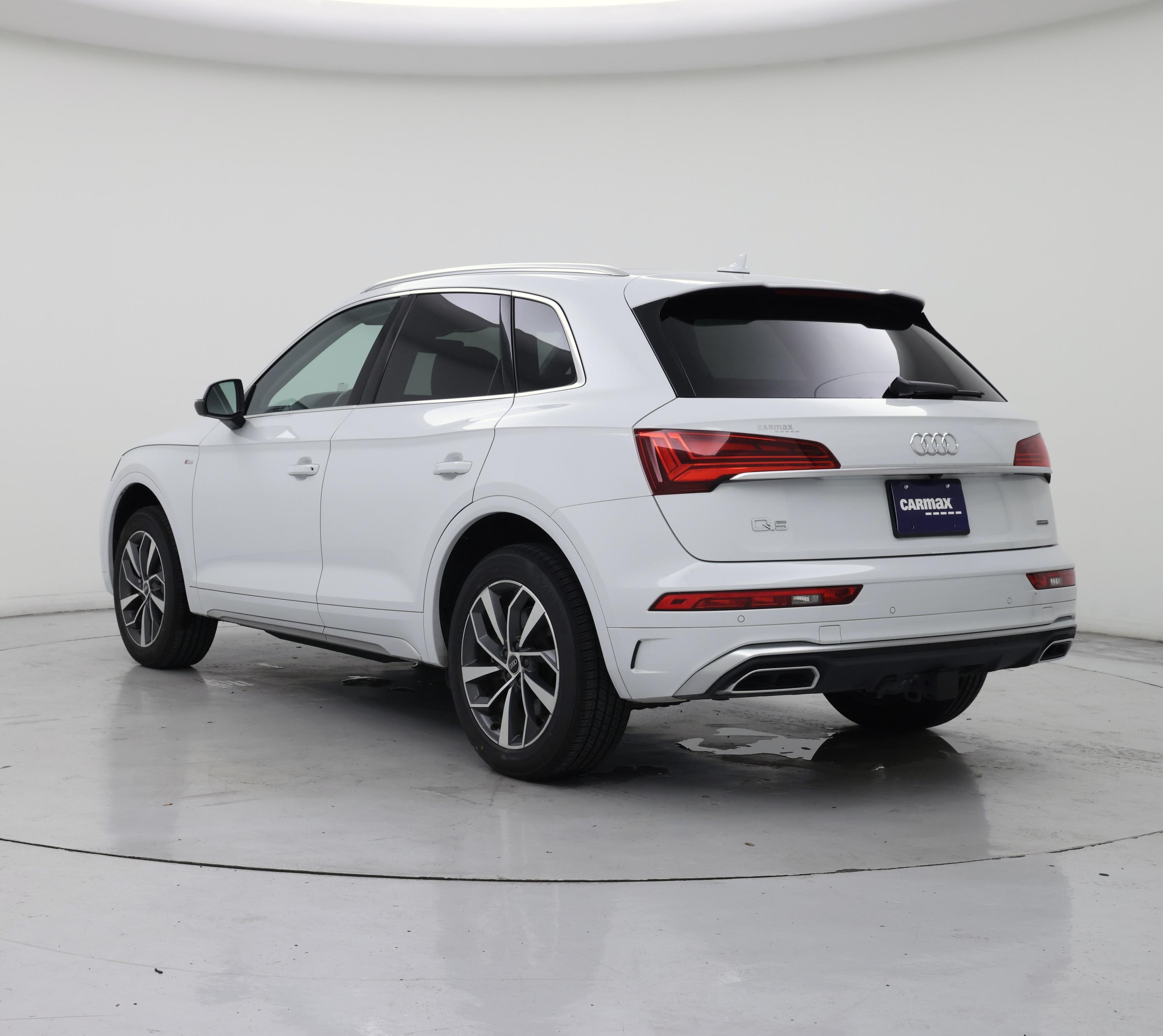 Thumbnail: 2023 Audi Q5 - 2
