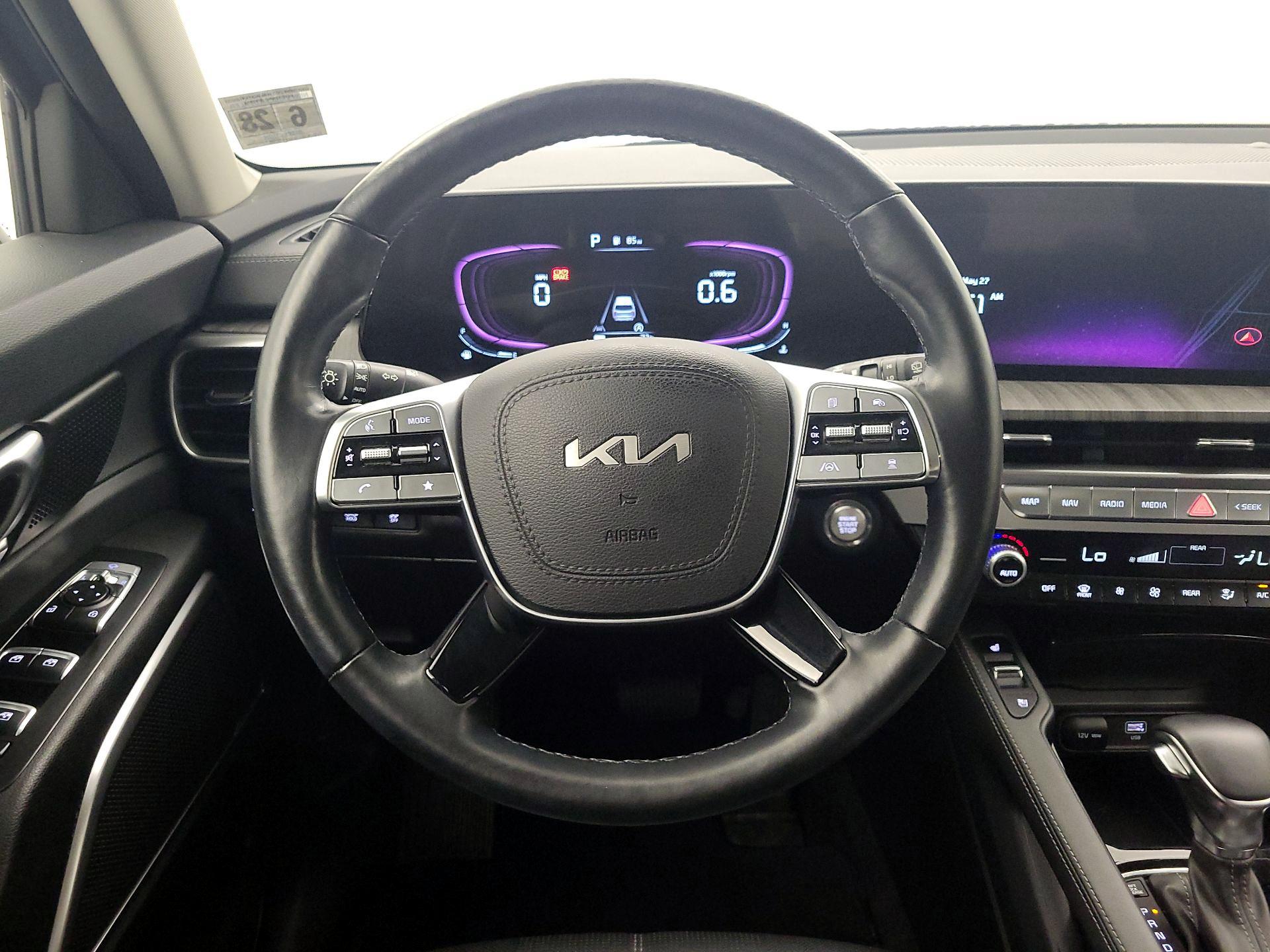 Thumbnail: 2023 Kia Telluride - 10
