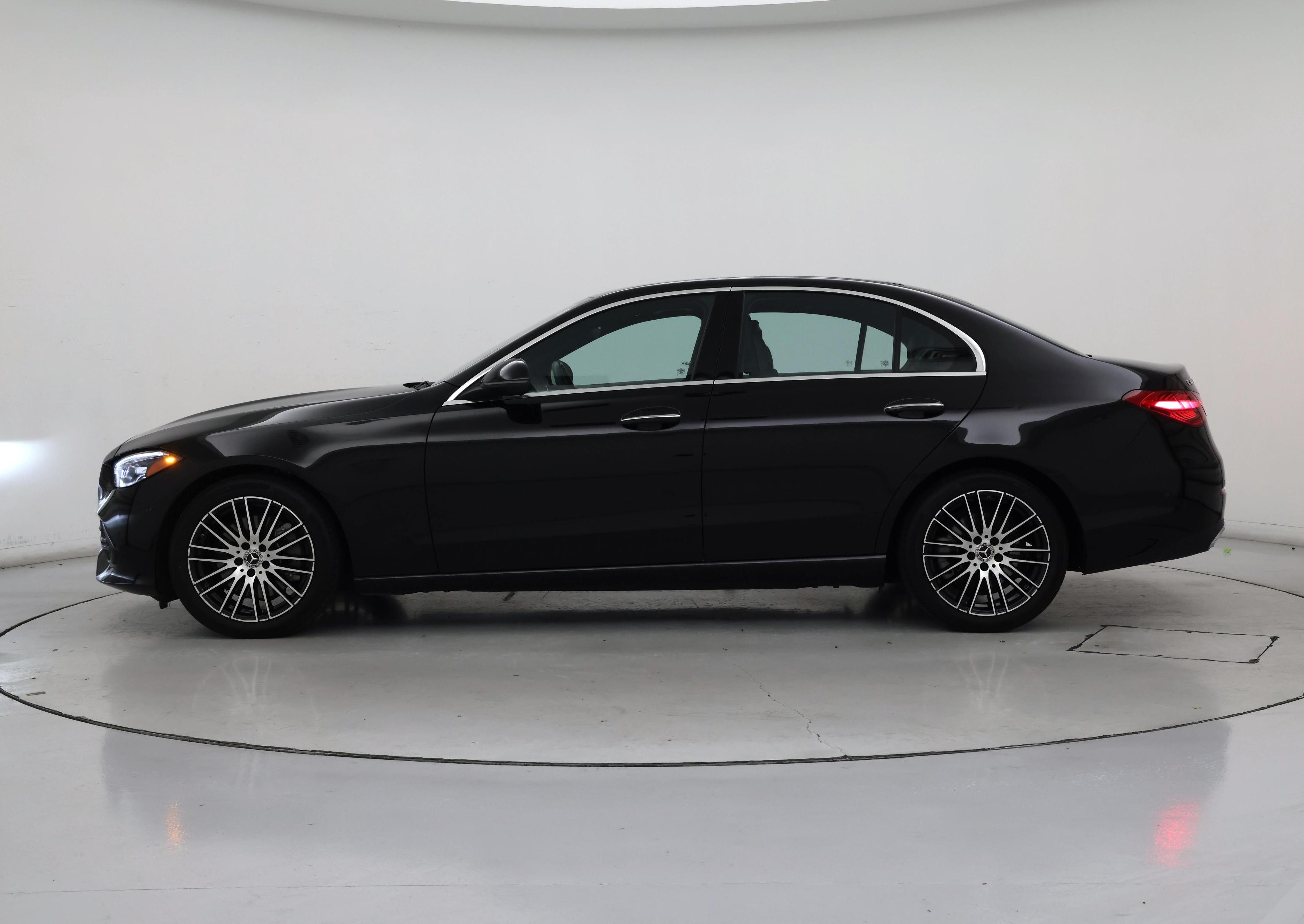 Thumbnail: 2024 Mercedes-Benz C-Class - 3