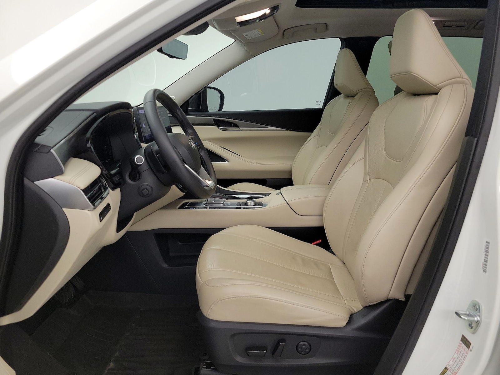 2023 INFINITI QX60 LUXE - Photo 12