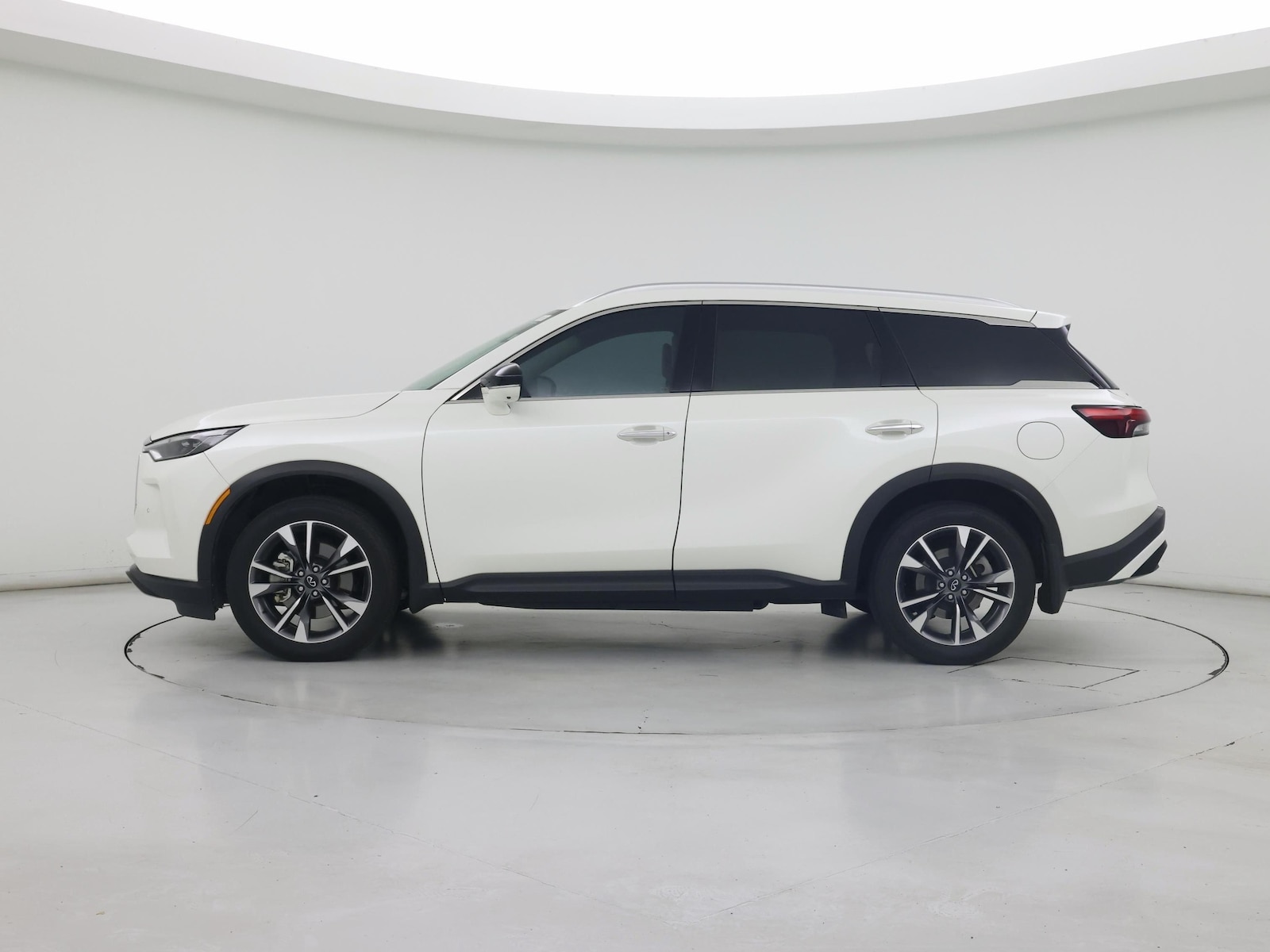 2023 INFINITI QX60 LUXE - Photo 4