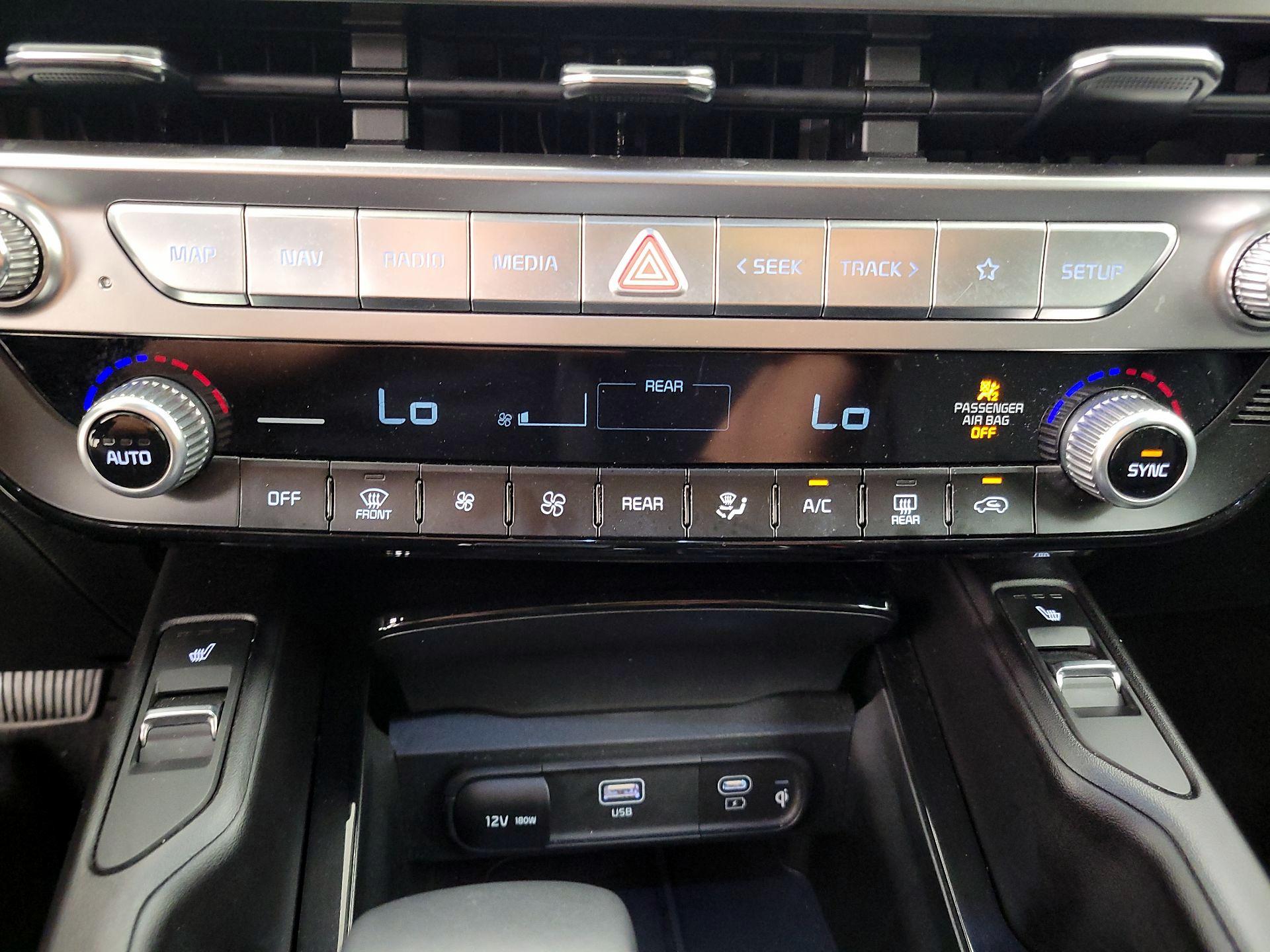 Thumbnail: 2025 Kia Telluride - 17