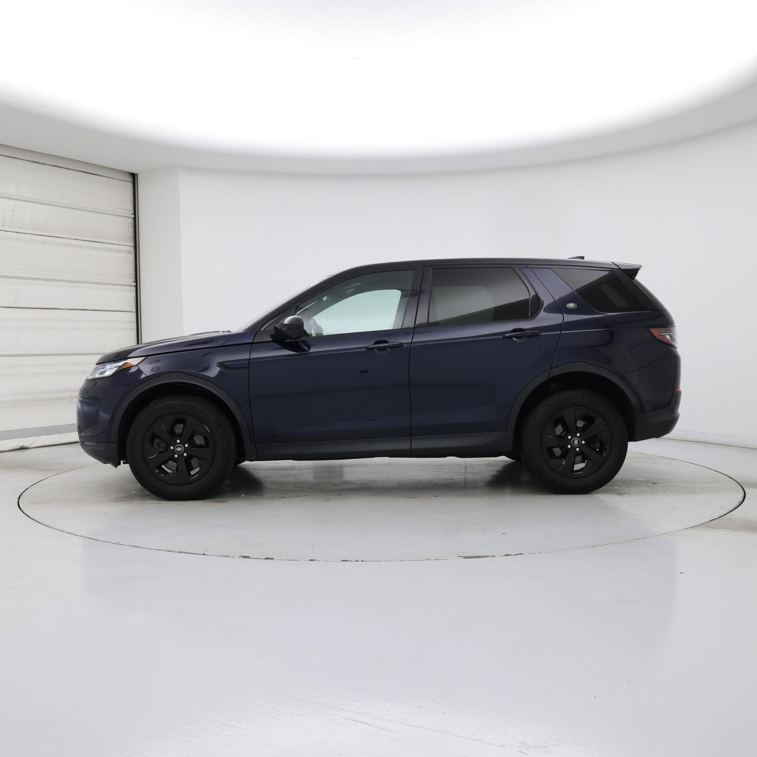 Thumbnail: 2021 Land Rover Discovery Sport - 3