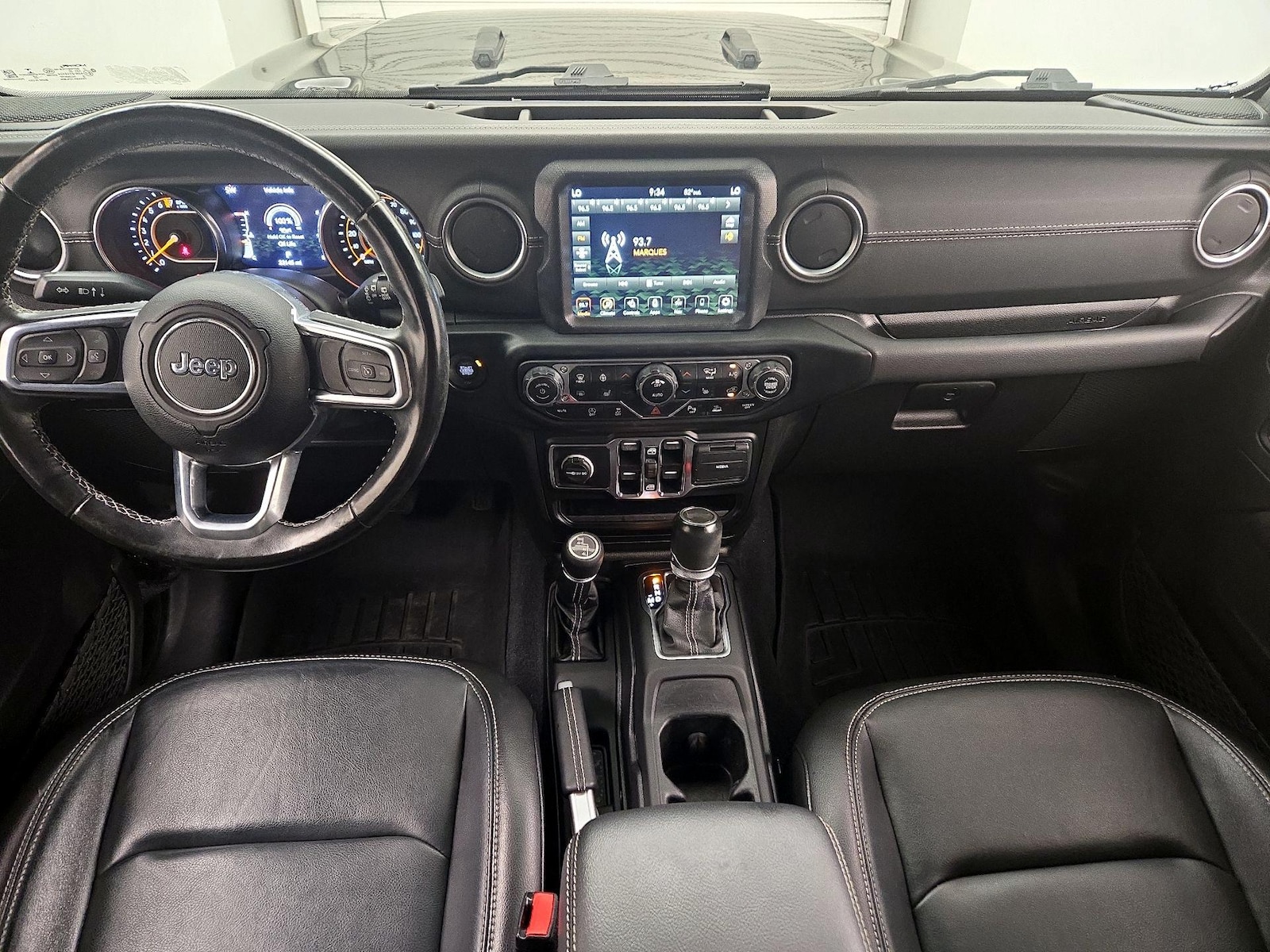2022 Jeep Wrangler Unlimited Sahara - Photo 10