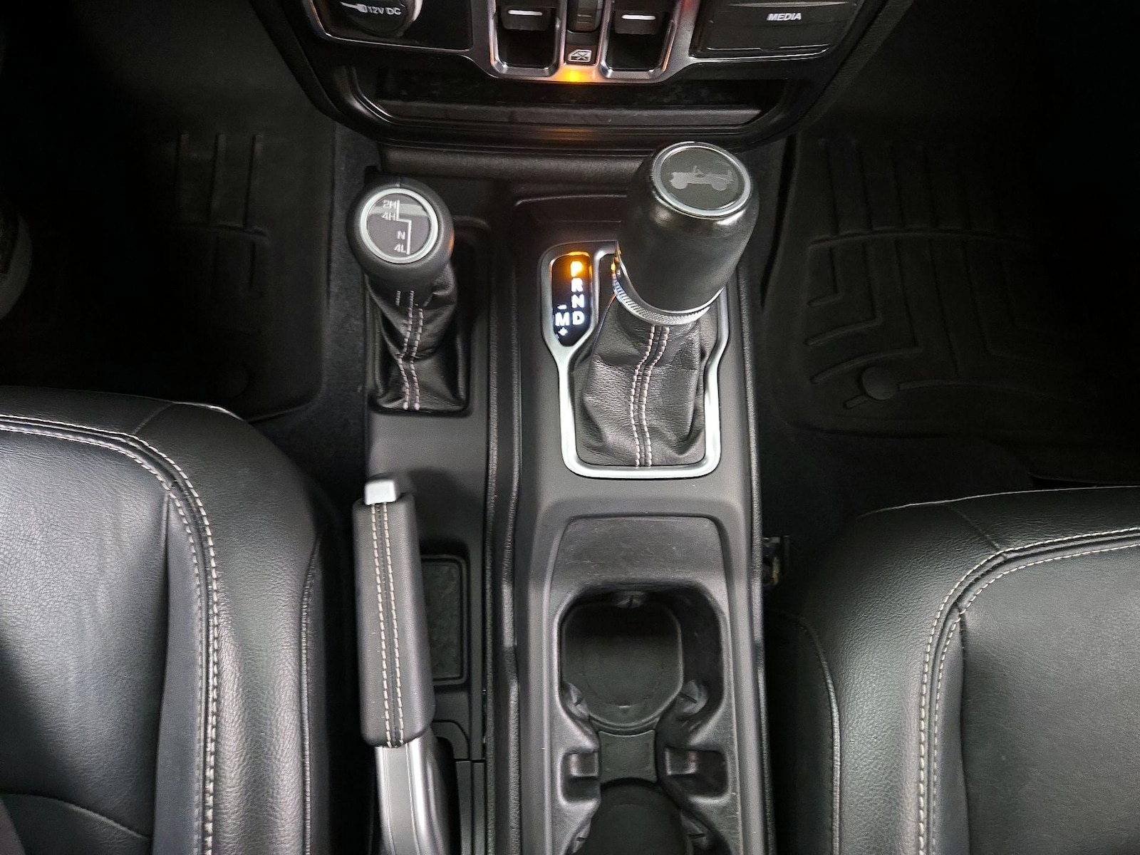 2022 Jeep Wrangler Unlimited Sahara - Photo 17