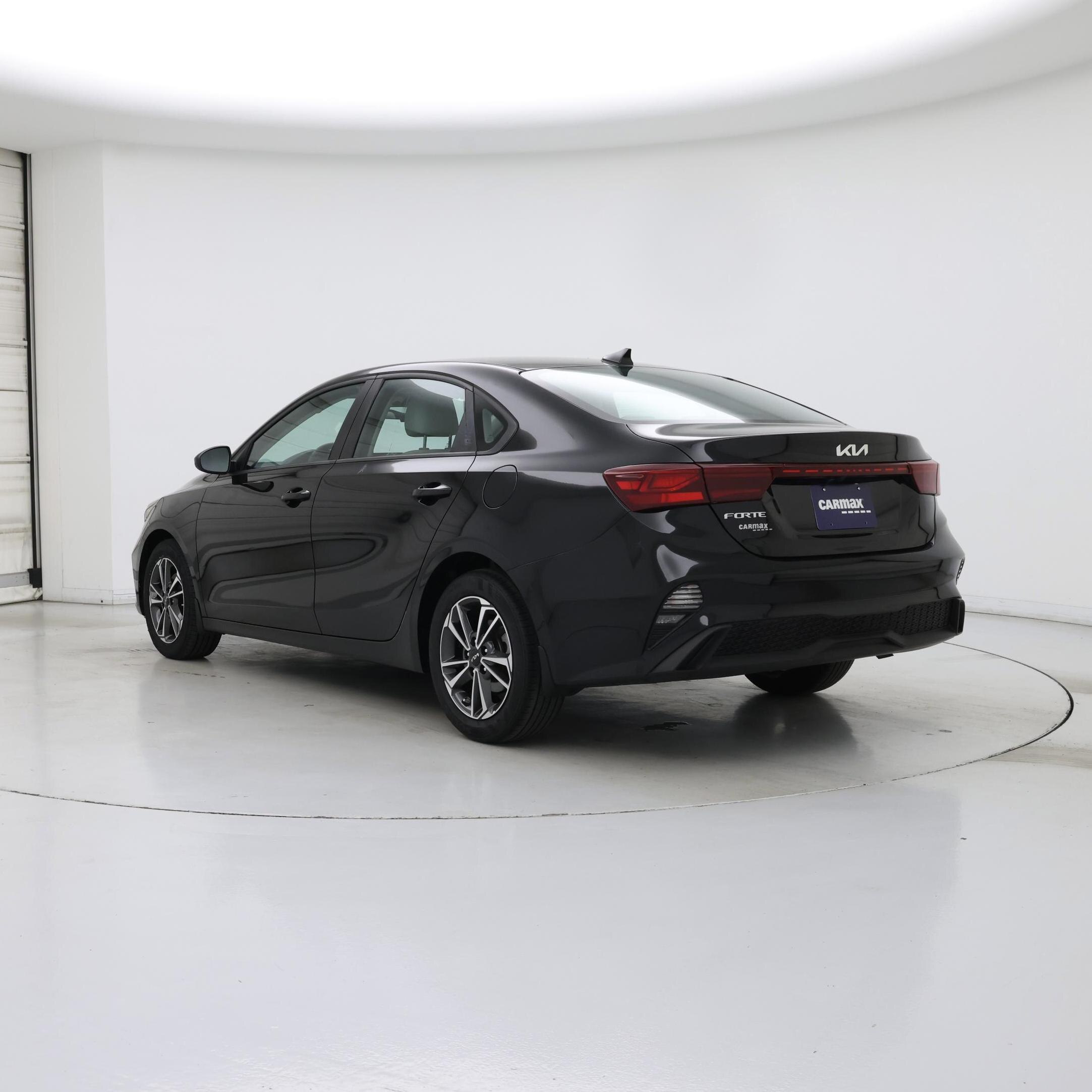 Thumbnail: 2022 Kia Forte - 2