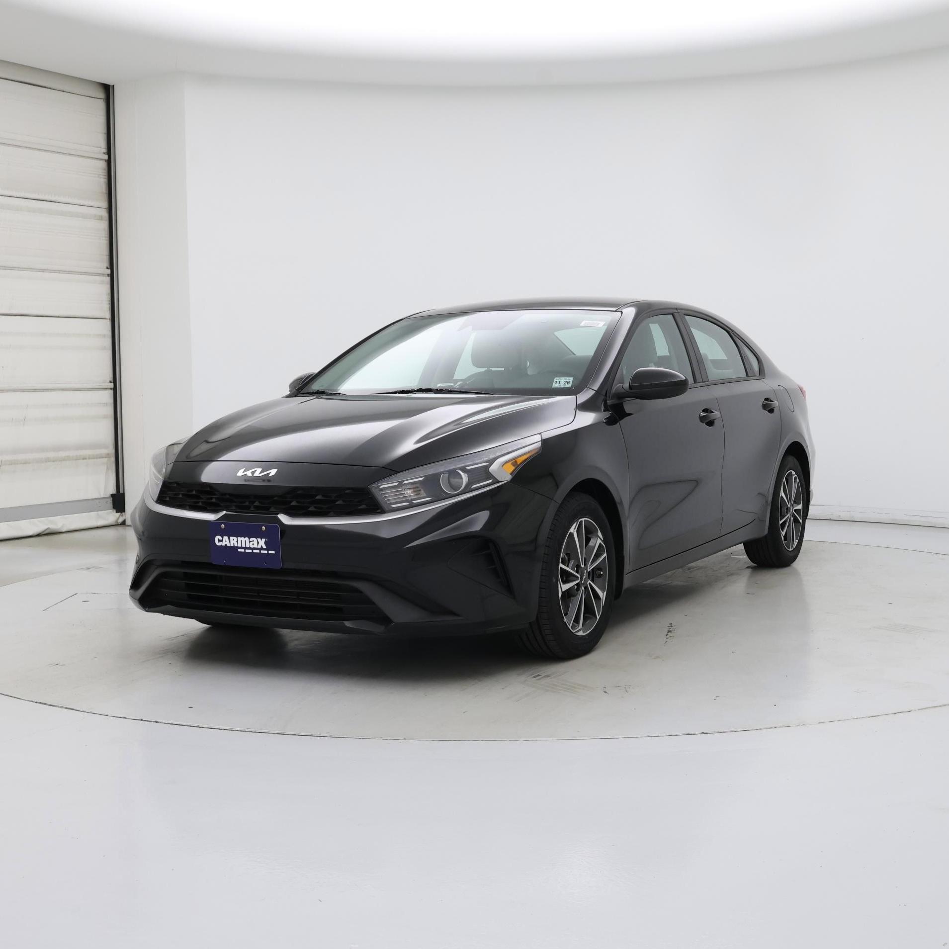 Thumbnail: 2022 Kia Forte - 4